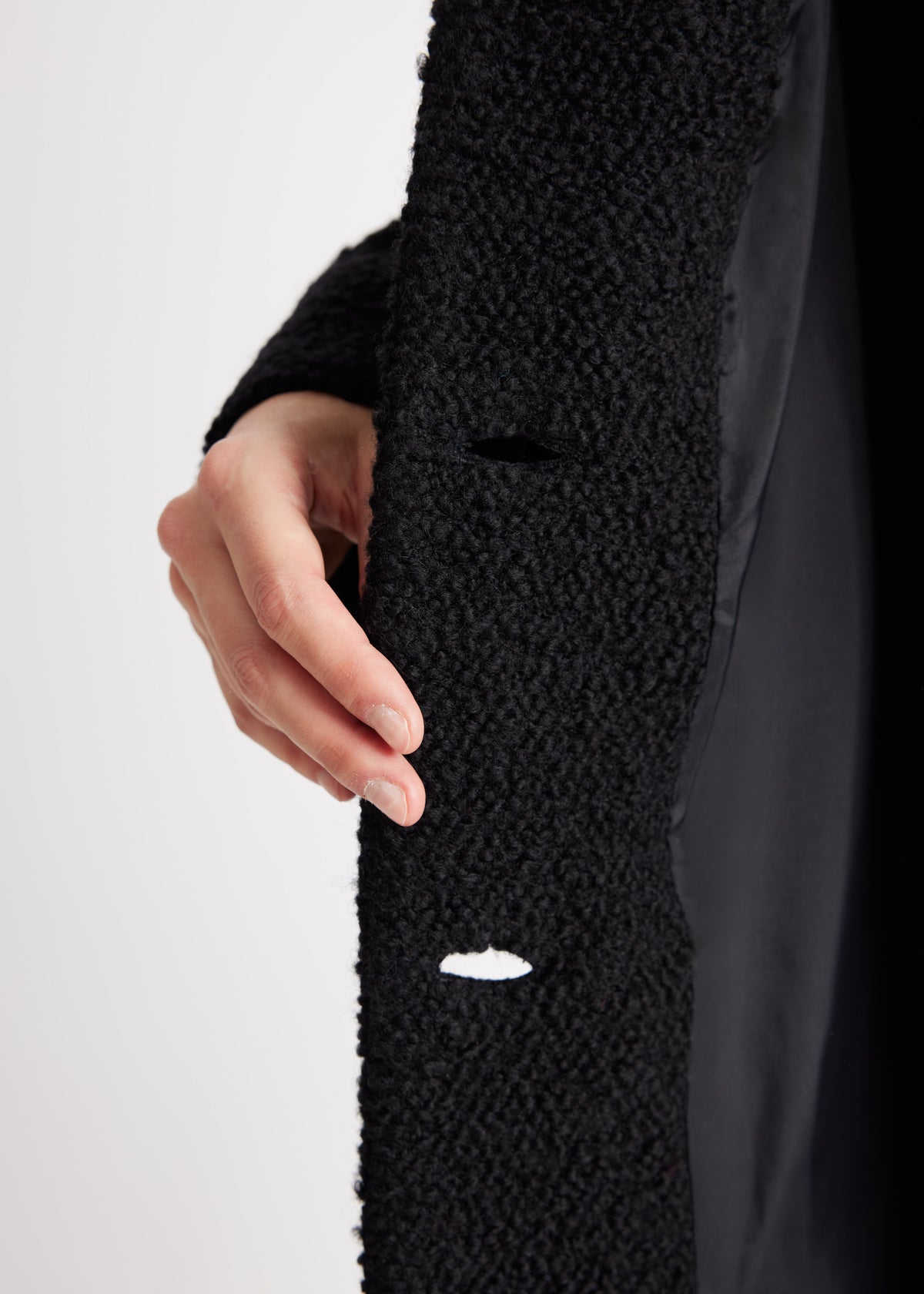 Gerader Mantel OPRINO mit Reverskragen, Knopfleiste und Eingrifftaschen in Schwarz