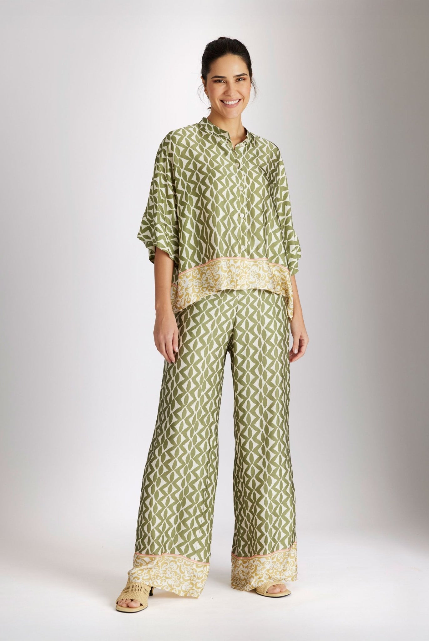 Coming Soon! Lange, legere Hose ZYTARI aus Viskose mit Gummibund - FOX'S - Fashion