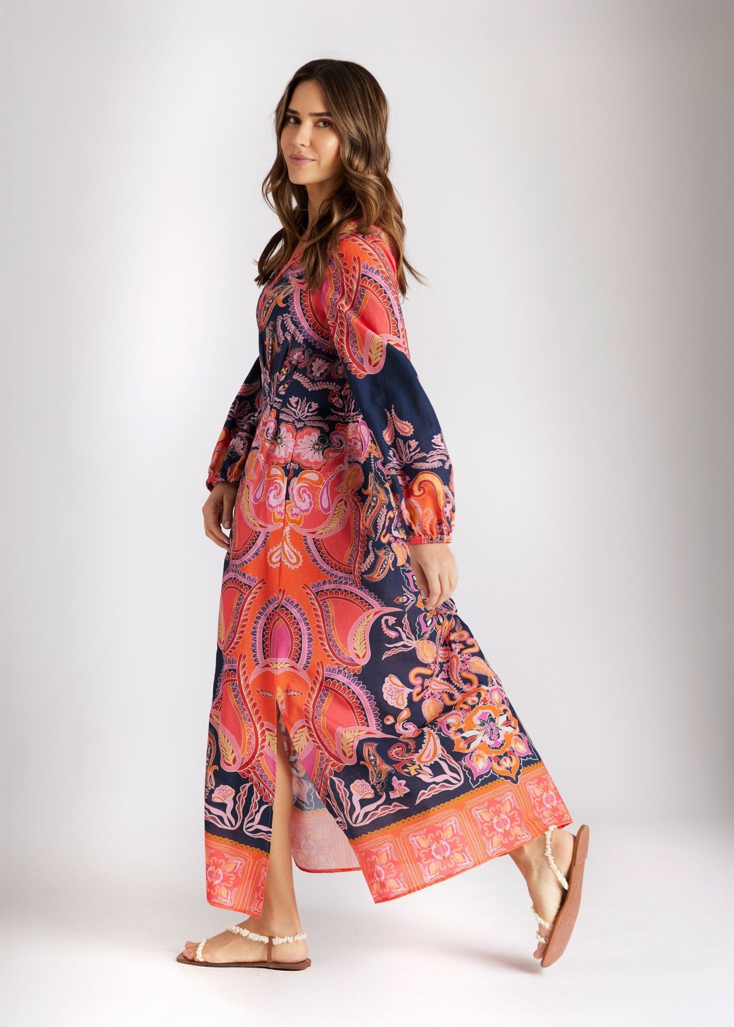 Coming Soon! Langes, tailliertes Kleid YIJE aus 100 % Baumwolle - FOX'S - Fashion