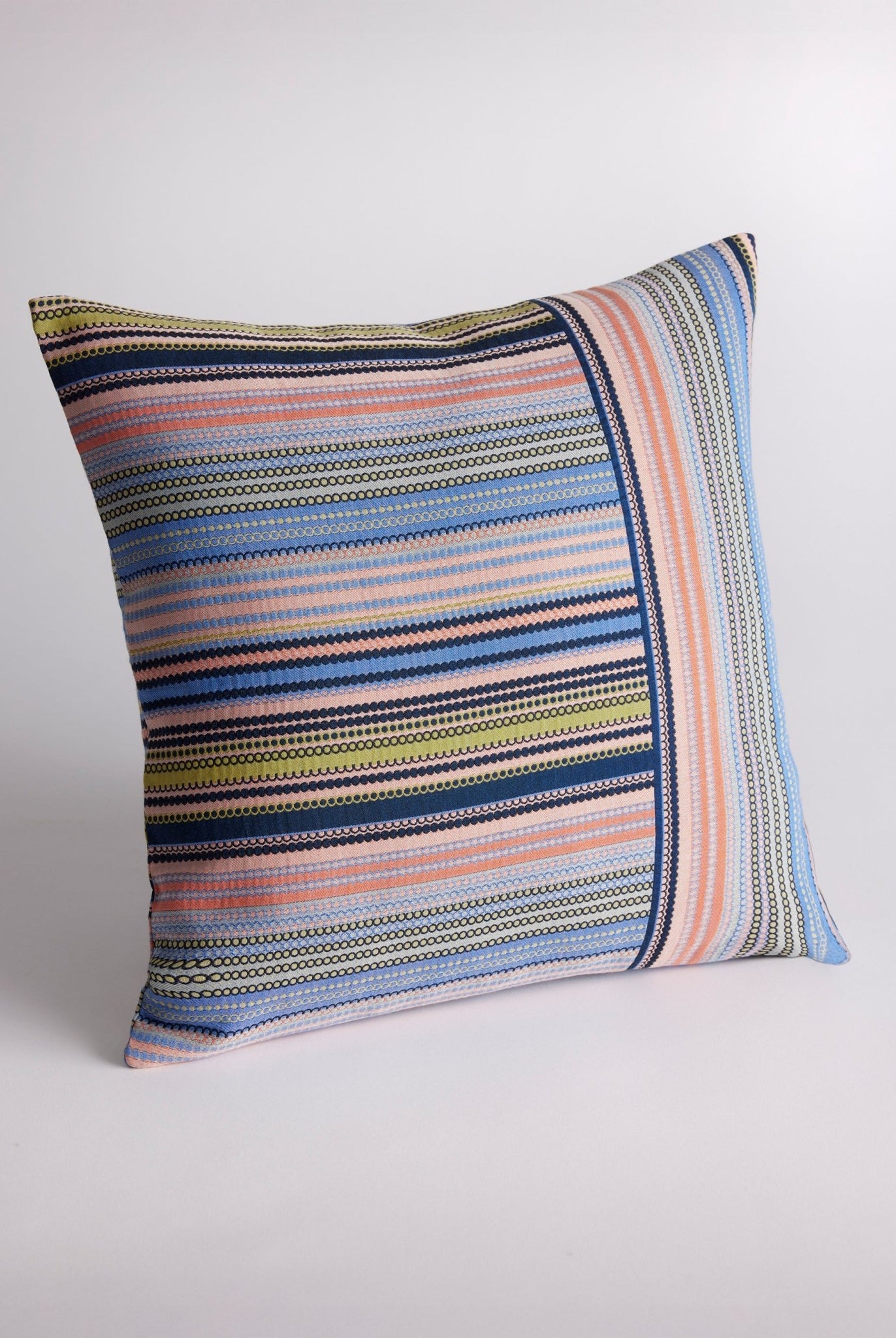 Gewebte Dekokissenhülle ELENA in edlem Jacquard aus Baumwoll - Mix - FOX'S - Fashion