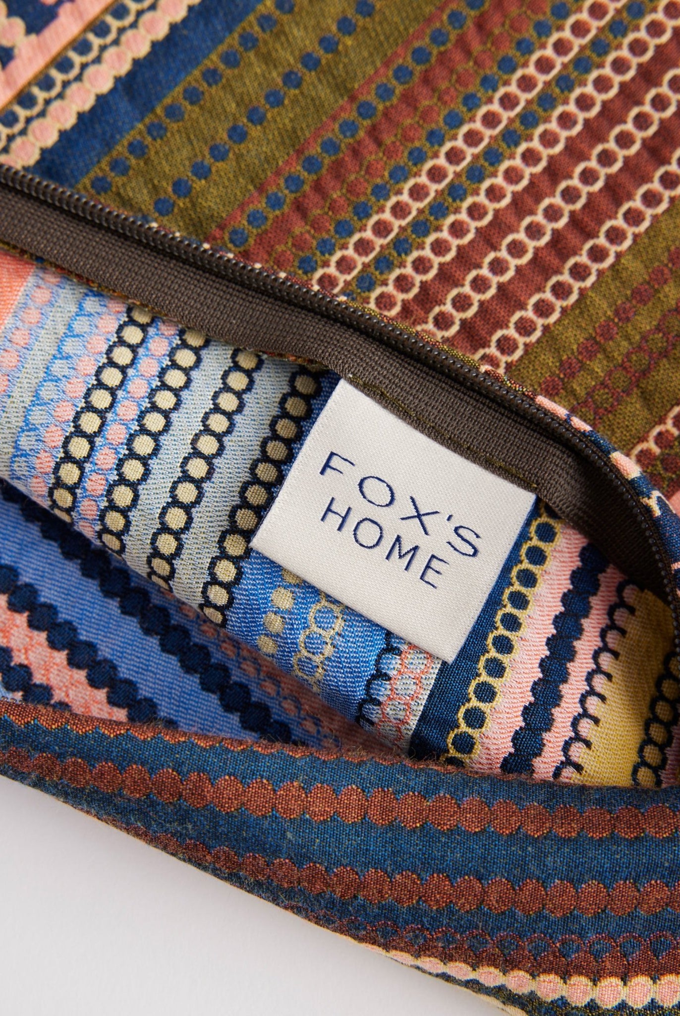 Gewebte Dekokissenhülle ELENA in edlem Jacquard aus Baumwoll - Mix - FOX'S - Fashion