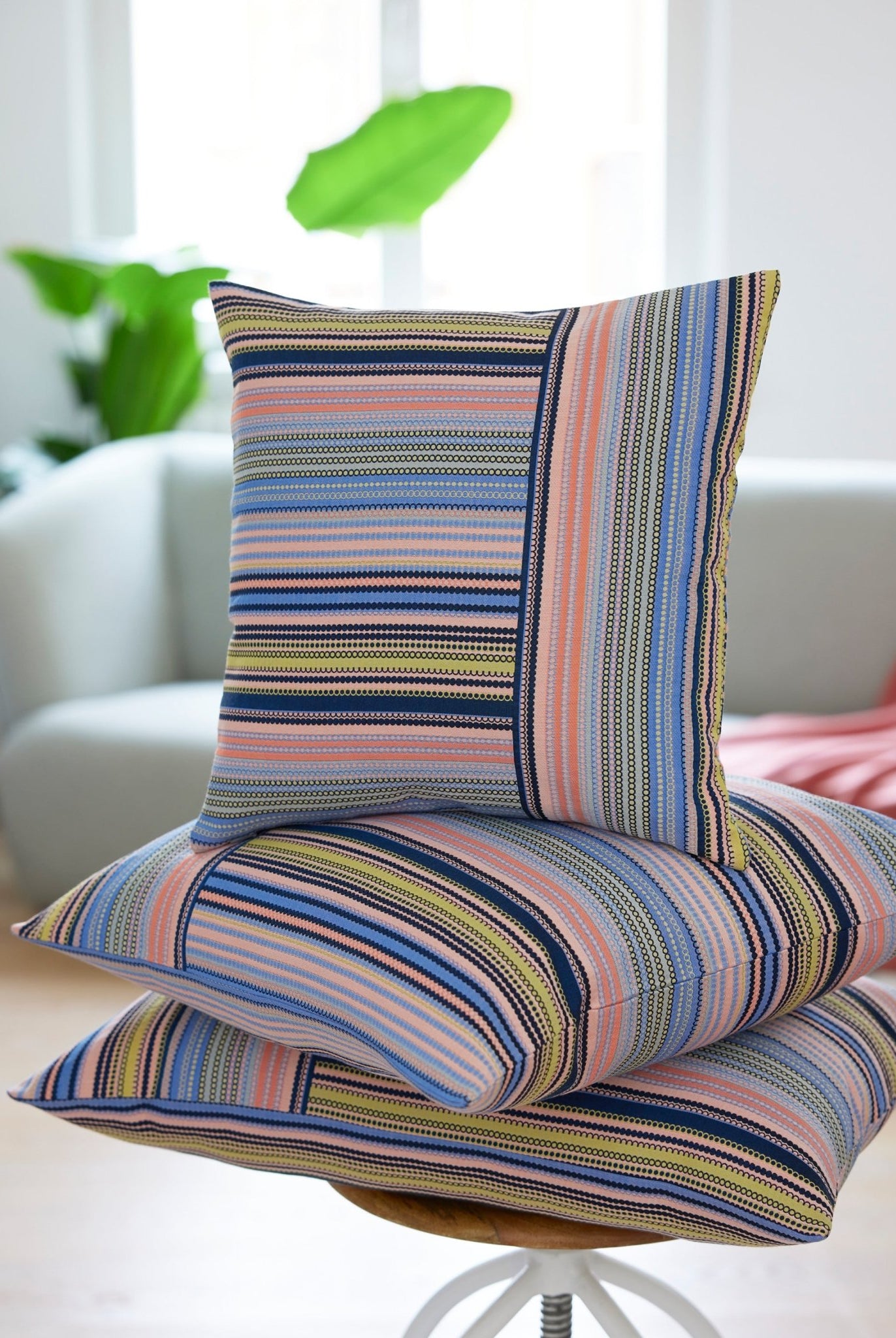 Gewebte Dekokissenhülle ELENA in edlem Jacquard aus Baumwoll - Mix - FOX'S - Fashion