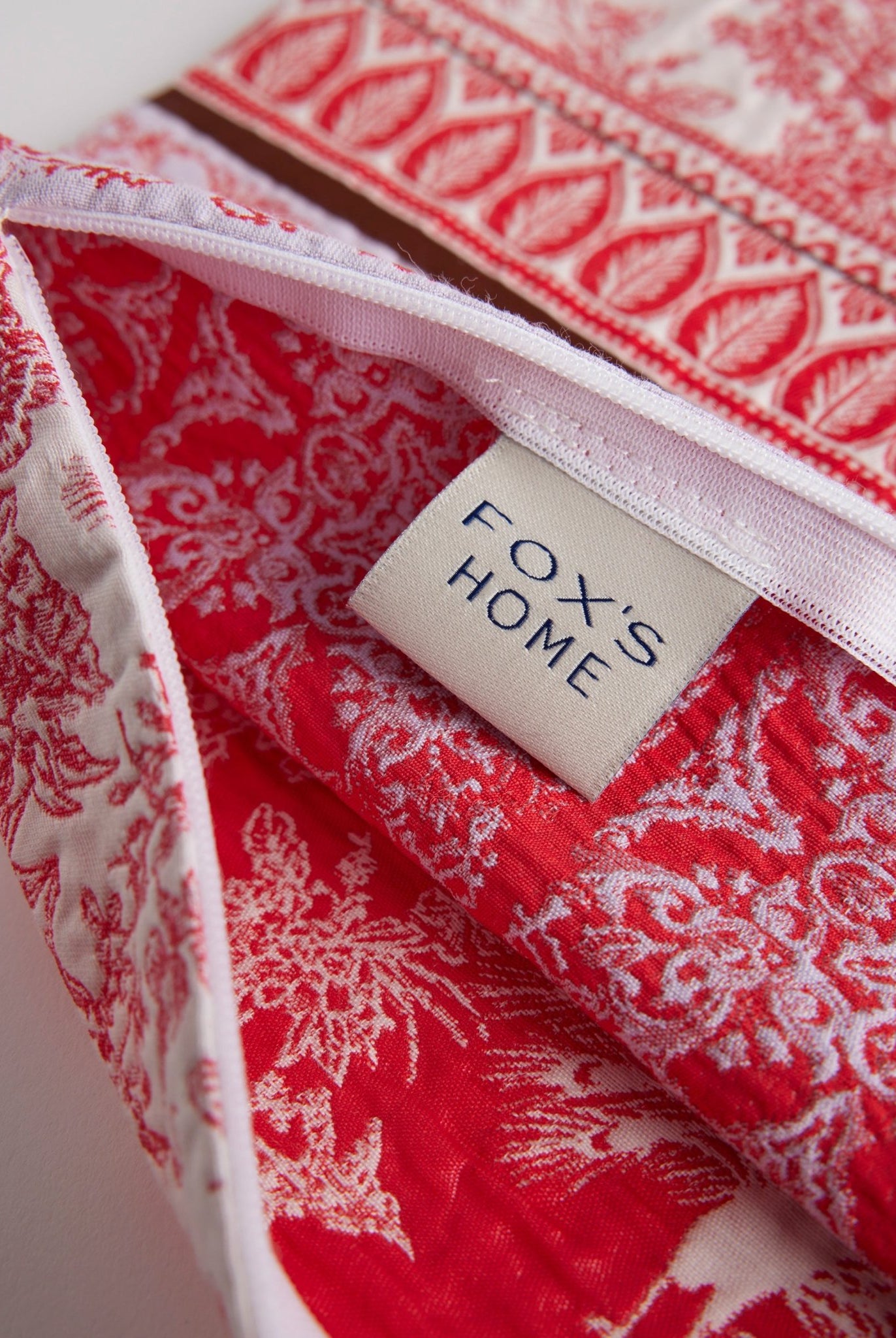 Gewebte Dekokissenhülle EVELIN in edlem Jacquard aus Baumwoll - Viskose - Mix - FOX'S - Fashion