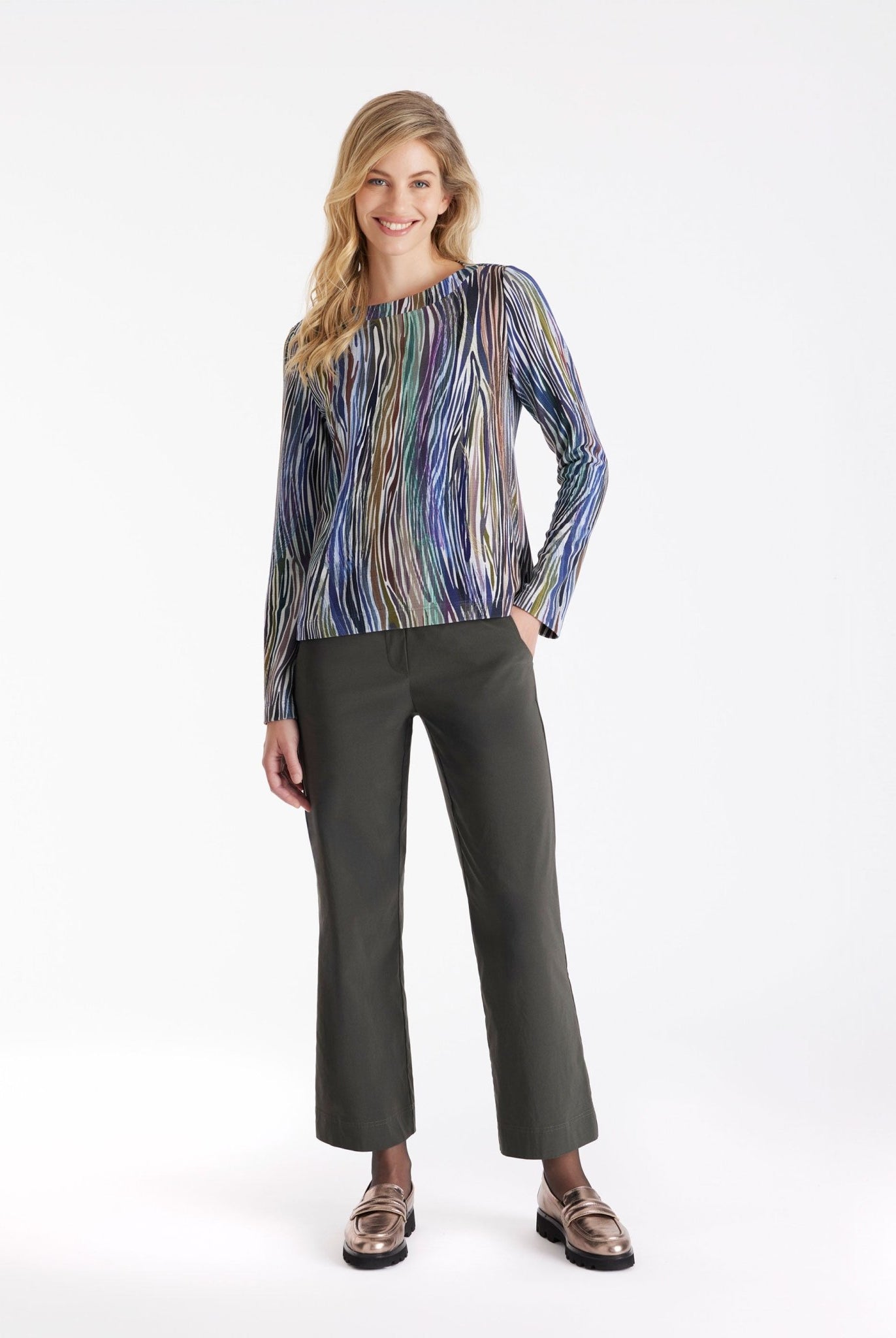 Hose JISTRA in 7/8-Länge mit geradem Bein und seitlichen Eingrifftaschen in Khakigrün