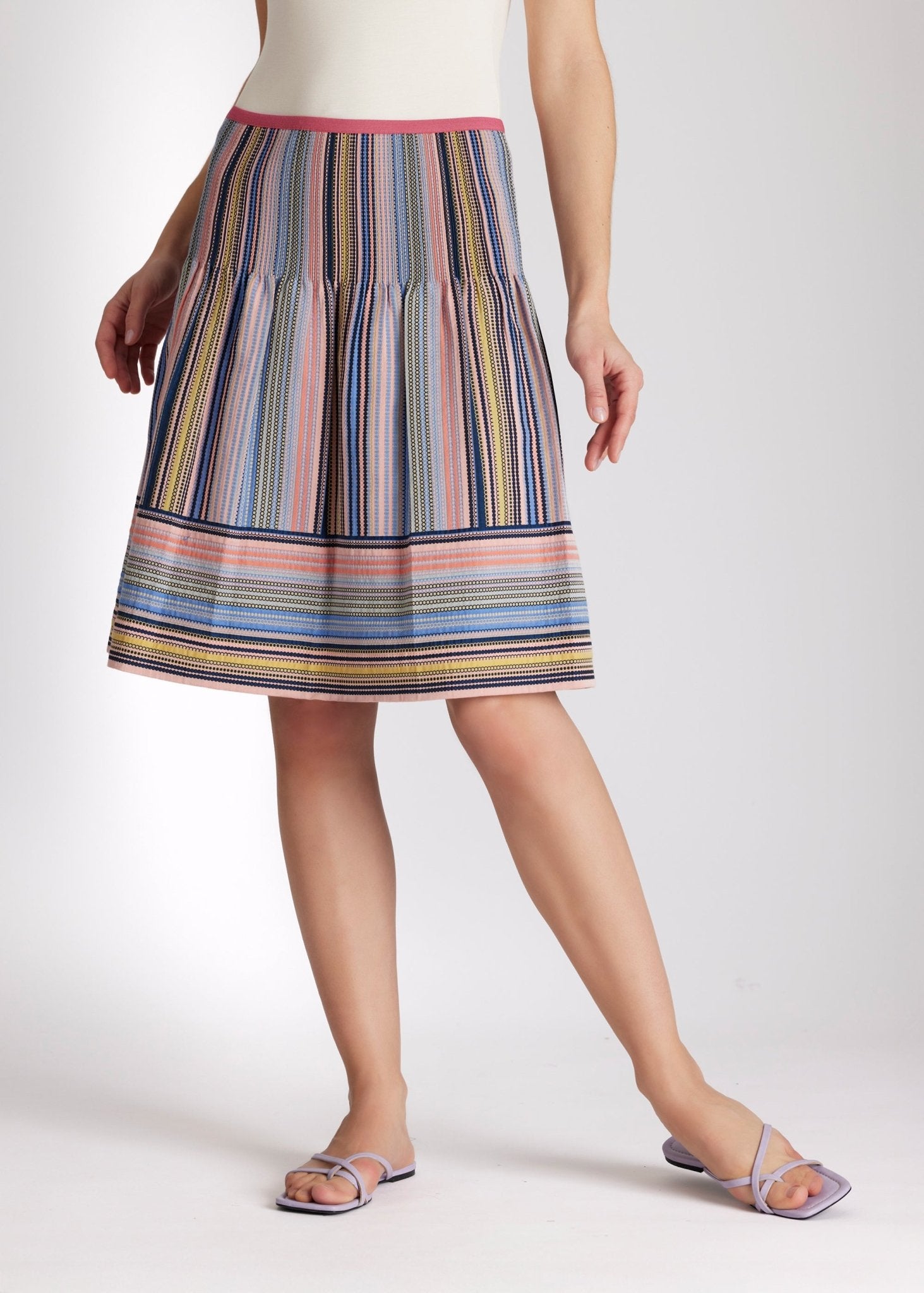 Kurzer One Size Rock LACROS-S mit Gummibund und Streifenmuster in Orange