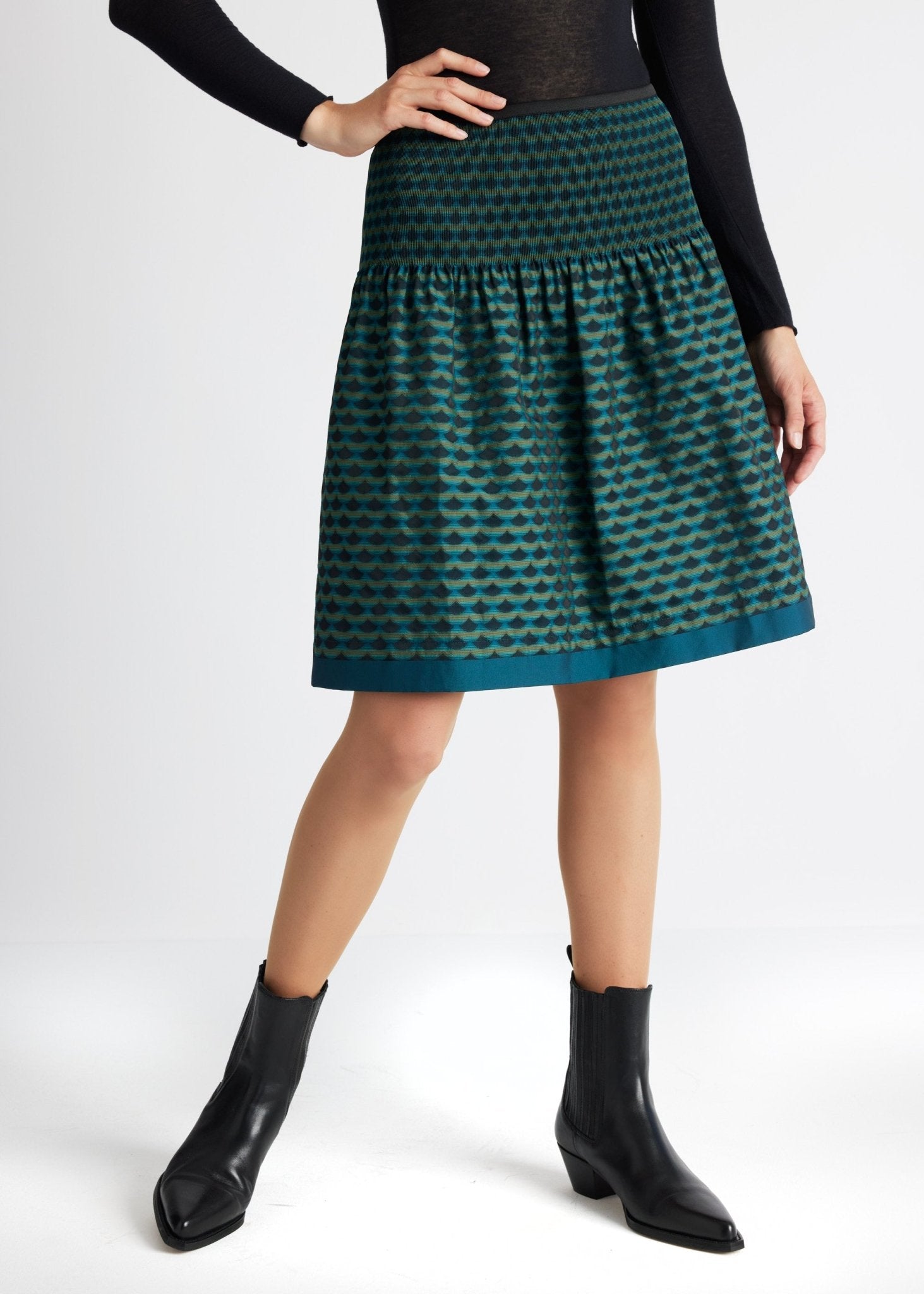 Kurzer One Size Rock LUMIRO-W aus edlem Webstoff mit Gummibund - FOX'S-Fashion