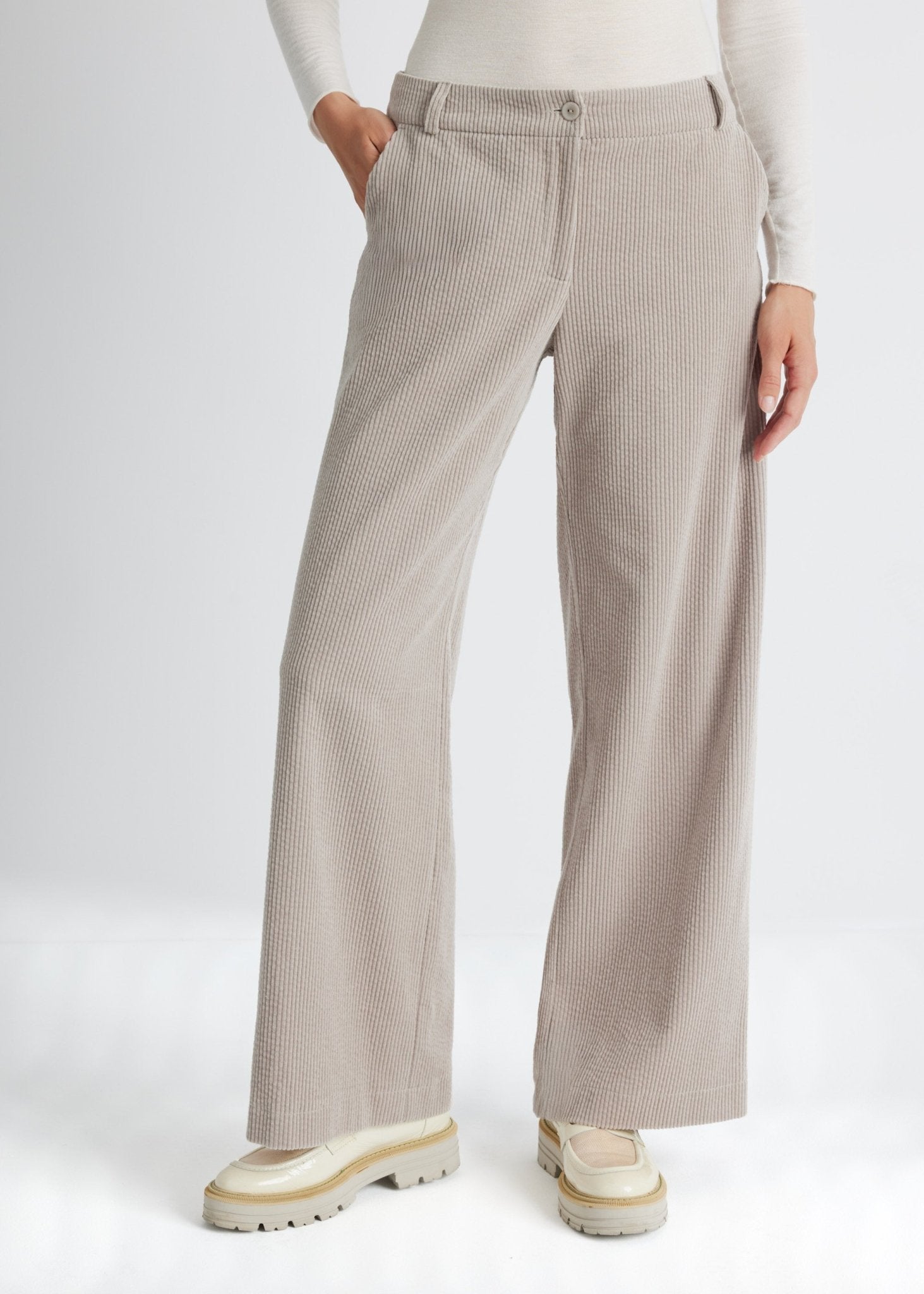 Legere Cordhose MATUKA aus 100 % Baumwolle - FOX'S-Fashion