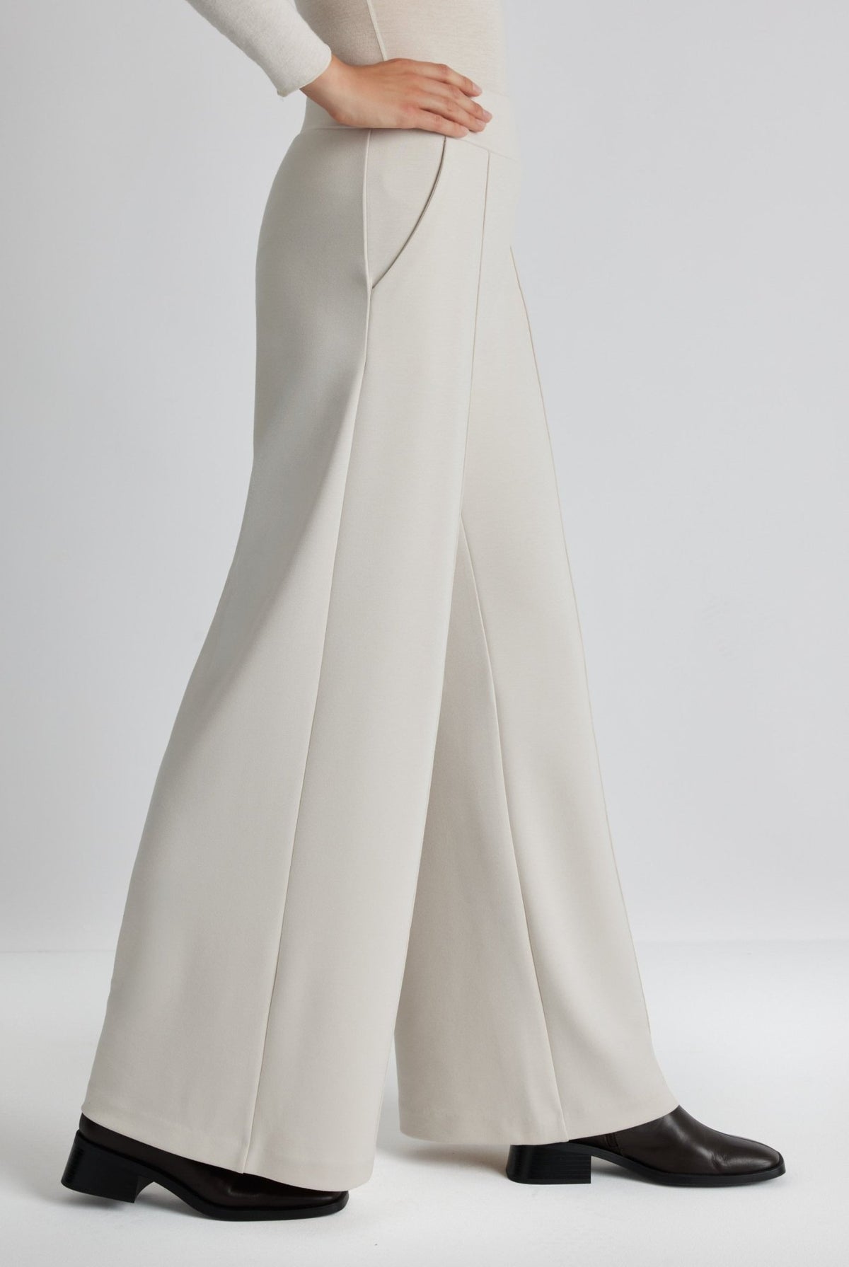 Legere Hose INANA aus Viskose-Mix mit Stretch - FOX'S-Fashion
