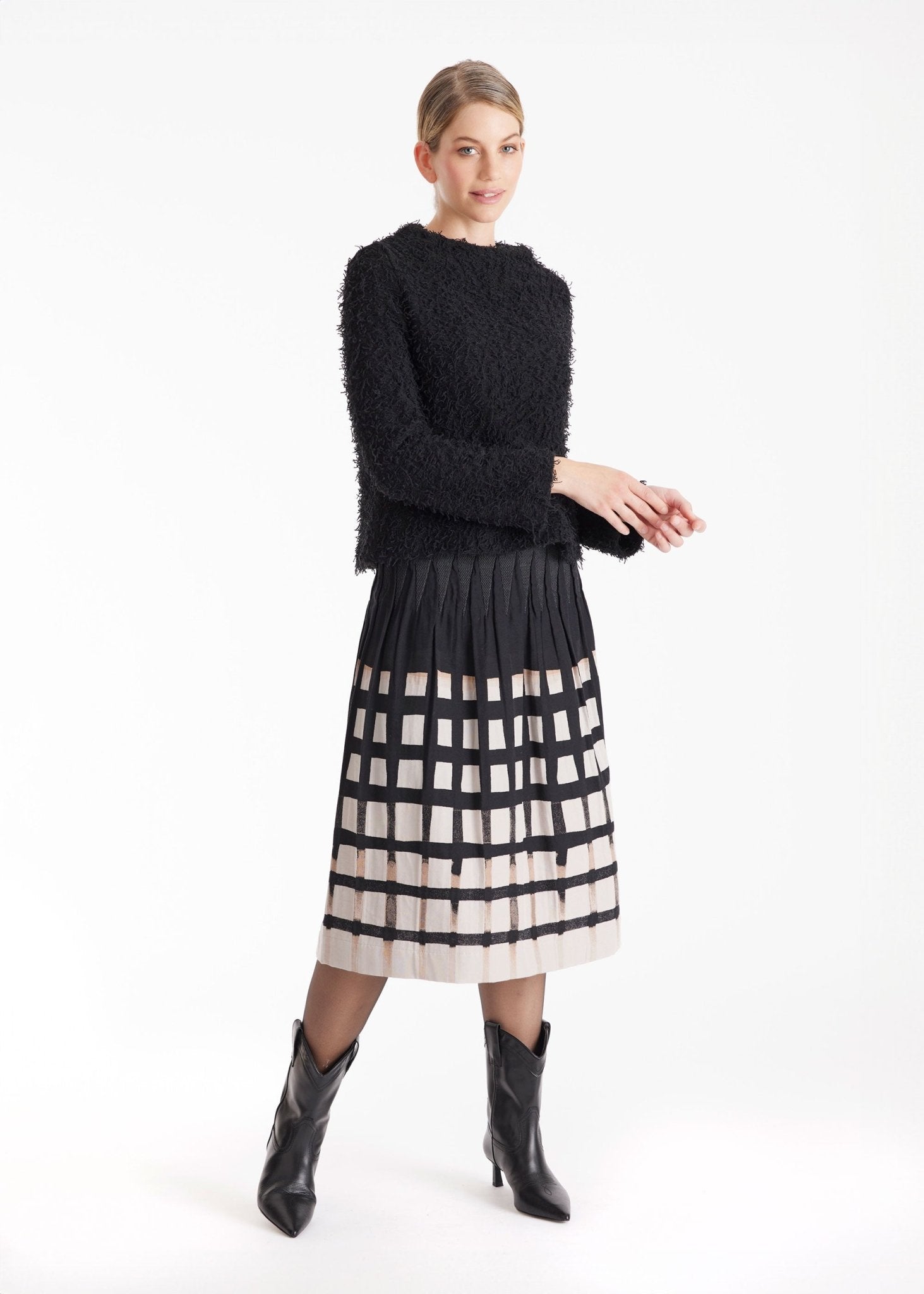 Ausgestellter Rock LONGERO-W in Midi-Länge mit Gummibund und Karomuster in Schwarz und Weiß