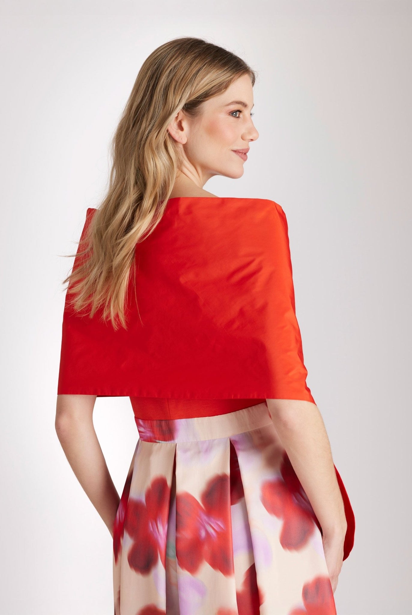 Rechteckige Stola STOLIA aus Taft mit Durchzugschlitz - FOX'S - Fashion