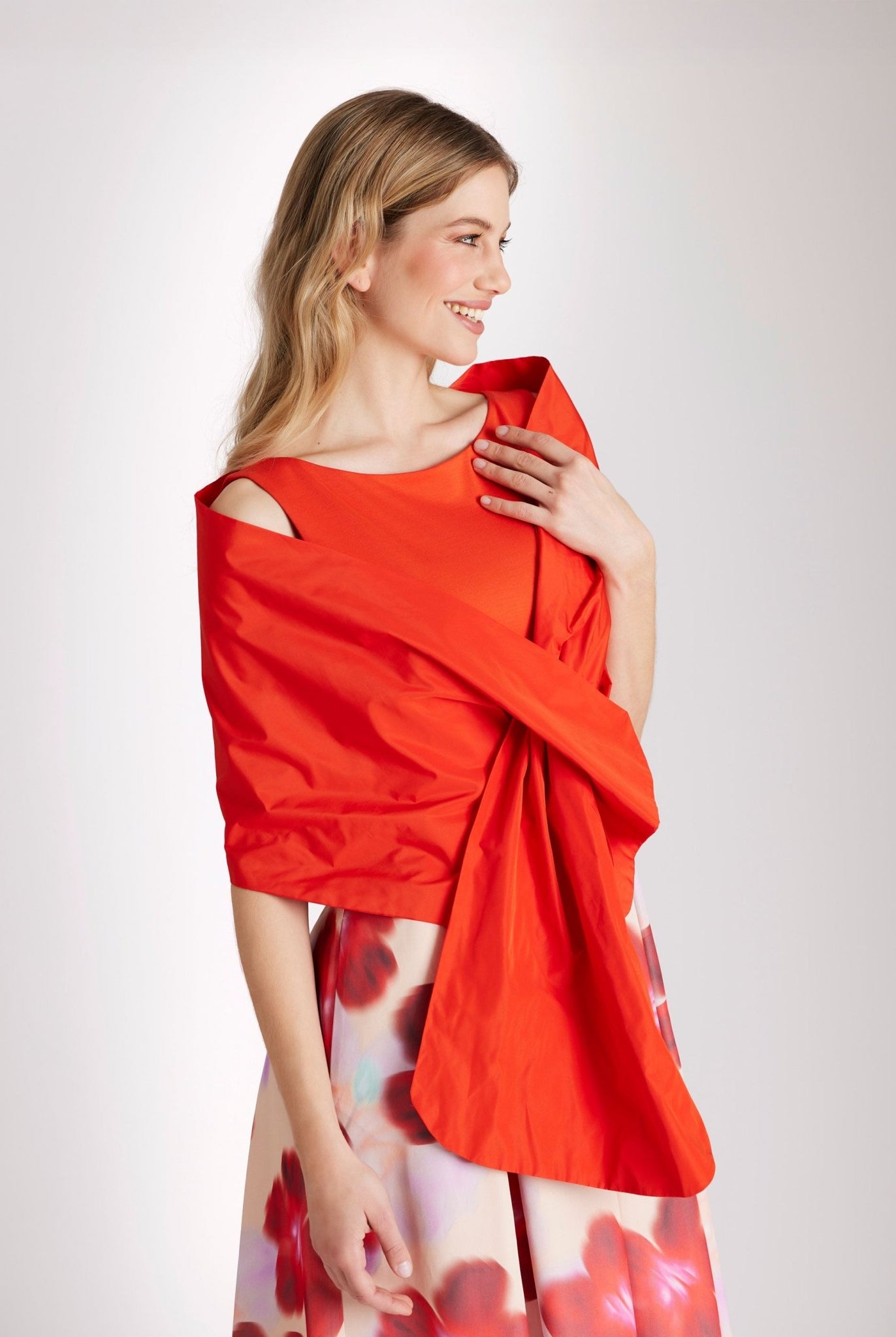 Rechteckige Stola STOLIA aus Taft mit Durchzugschlitz - FOX'S - Fashion