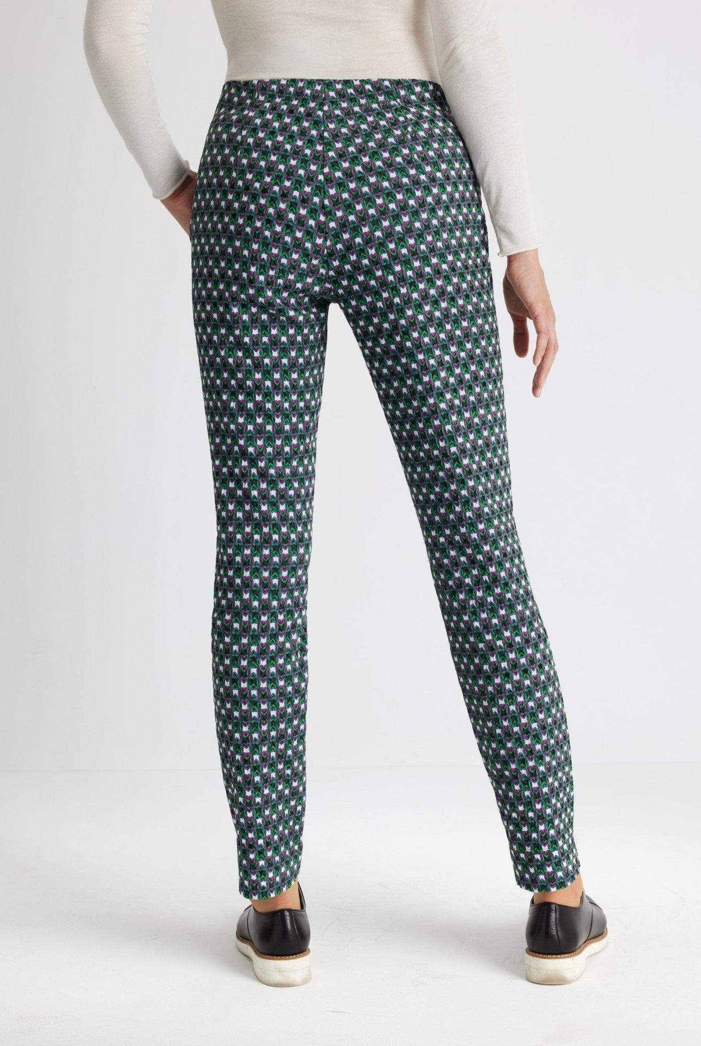 Schmale Hose ENESTRA aus Viskose-Mix mit Gummibund - FOX'S-Fashion