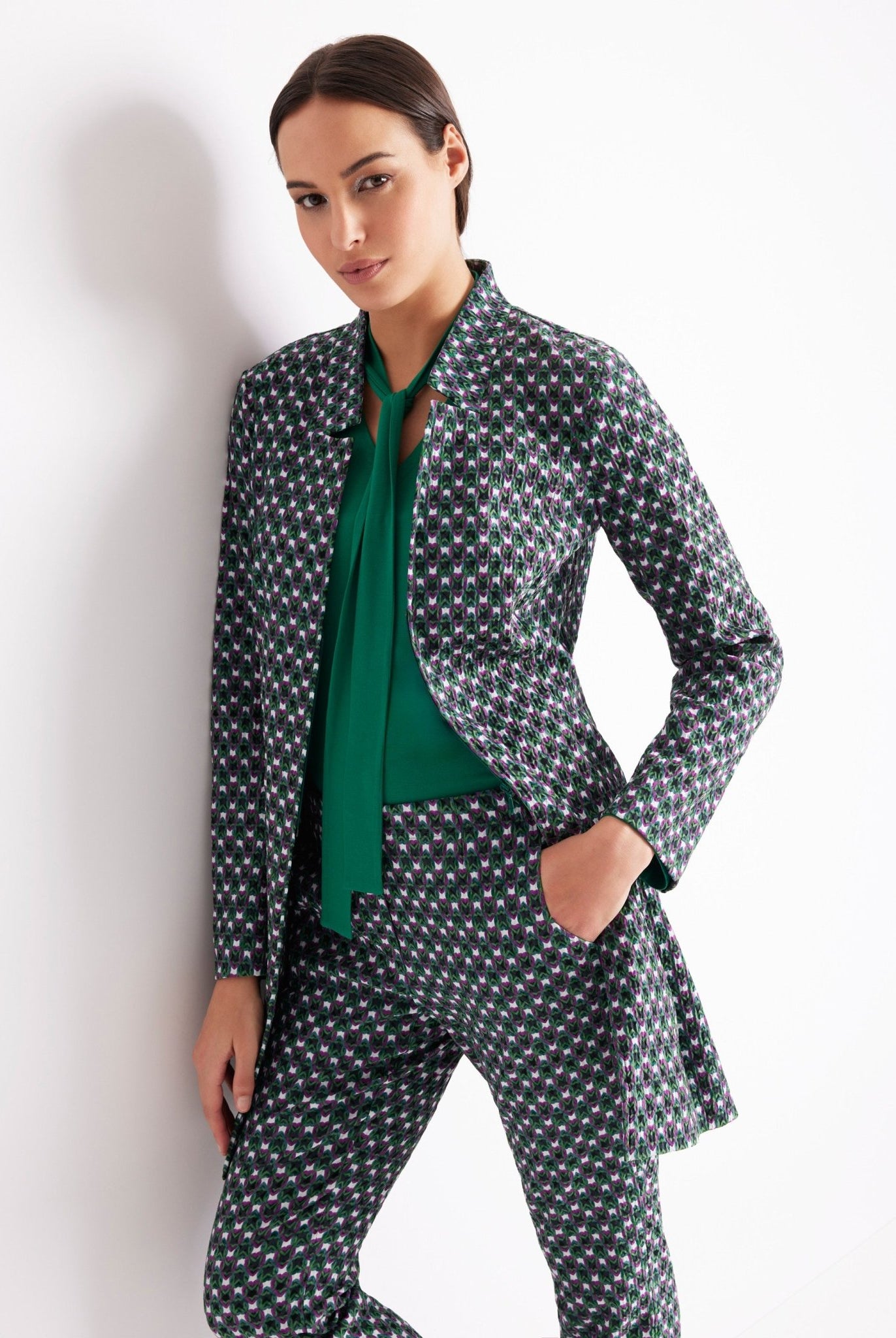 Taillierter Longblazer ESKAJA aus Viskose-Mix mit Reißverschluss - FOX'S-Fashion