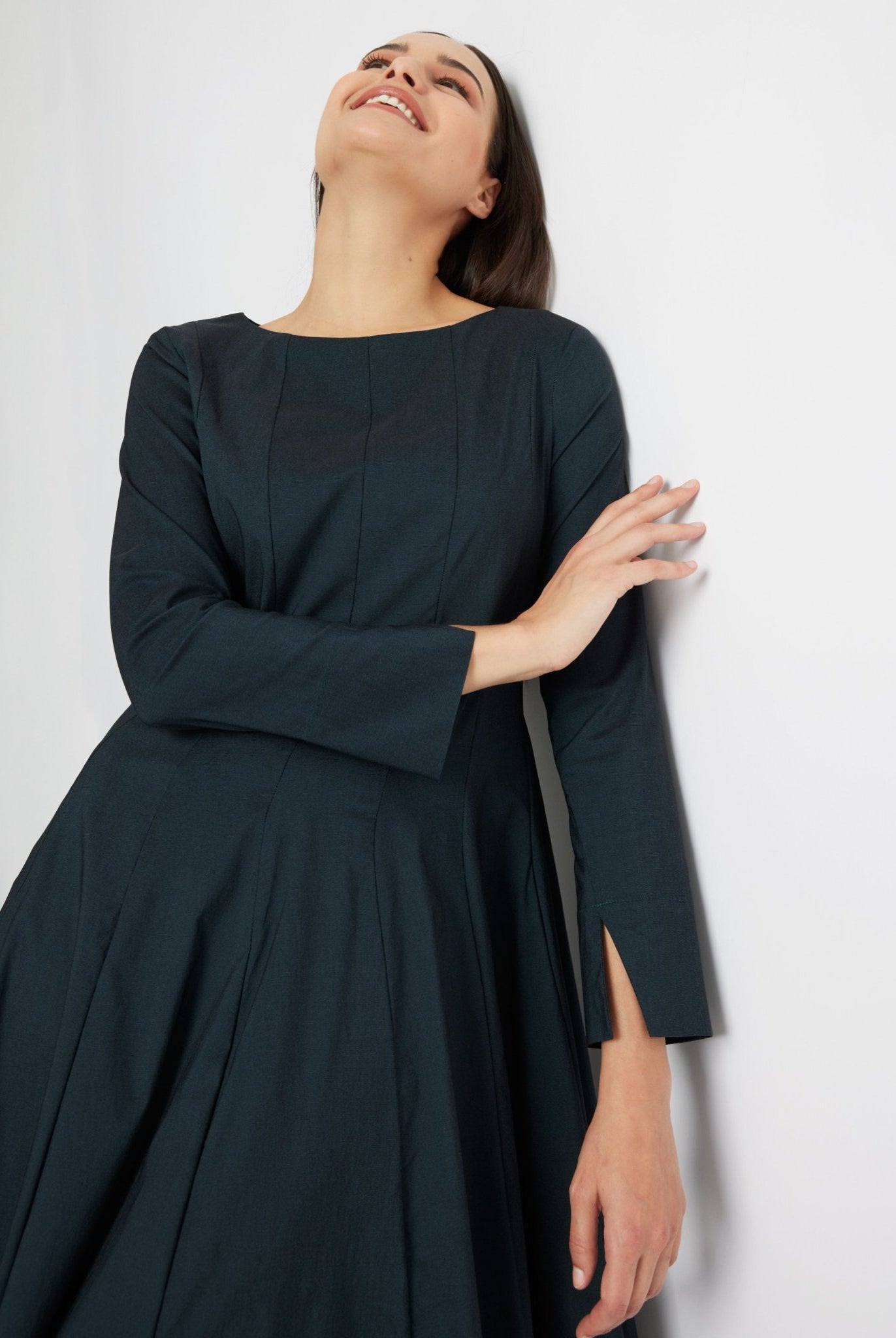 Tailliertes Midi-Kleid JEBIZA aus Viskose-Mix - FOX'S-Fashion