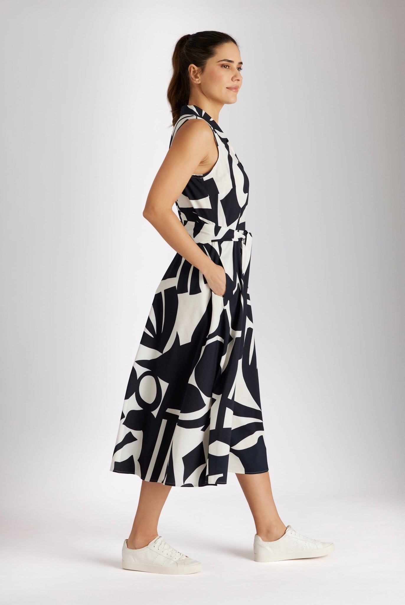 Tailliertes Midi - Kleid QUANOTA aus Viskose - Baumwolle - Mix - FOX'S - Fashion