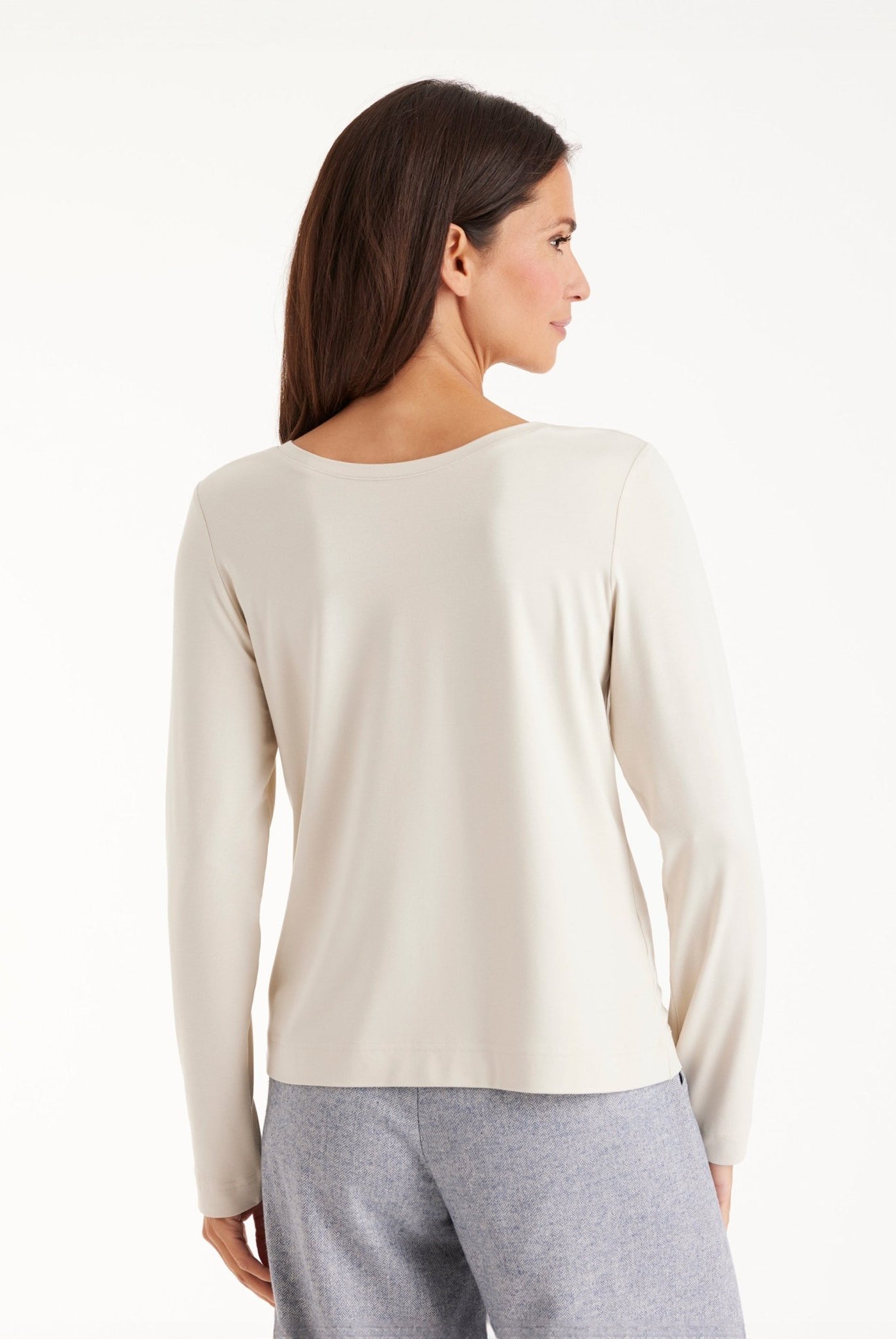 Langarm Shirt CLIVONITA mit Rundhals und V-Ausschnitt in Beige