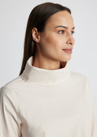 Gerade Bluse BRIZCO mit Stehkragen und langen Ärmeln in Beige