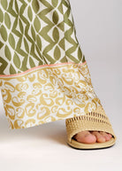 Coming Soon! Lange, legere Hose ZYTARI aus Viskose mit Gummibund - FOX'S - Fashion