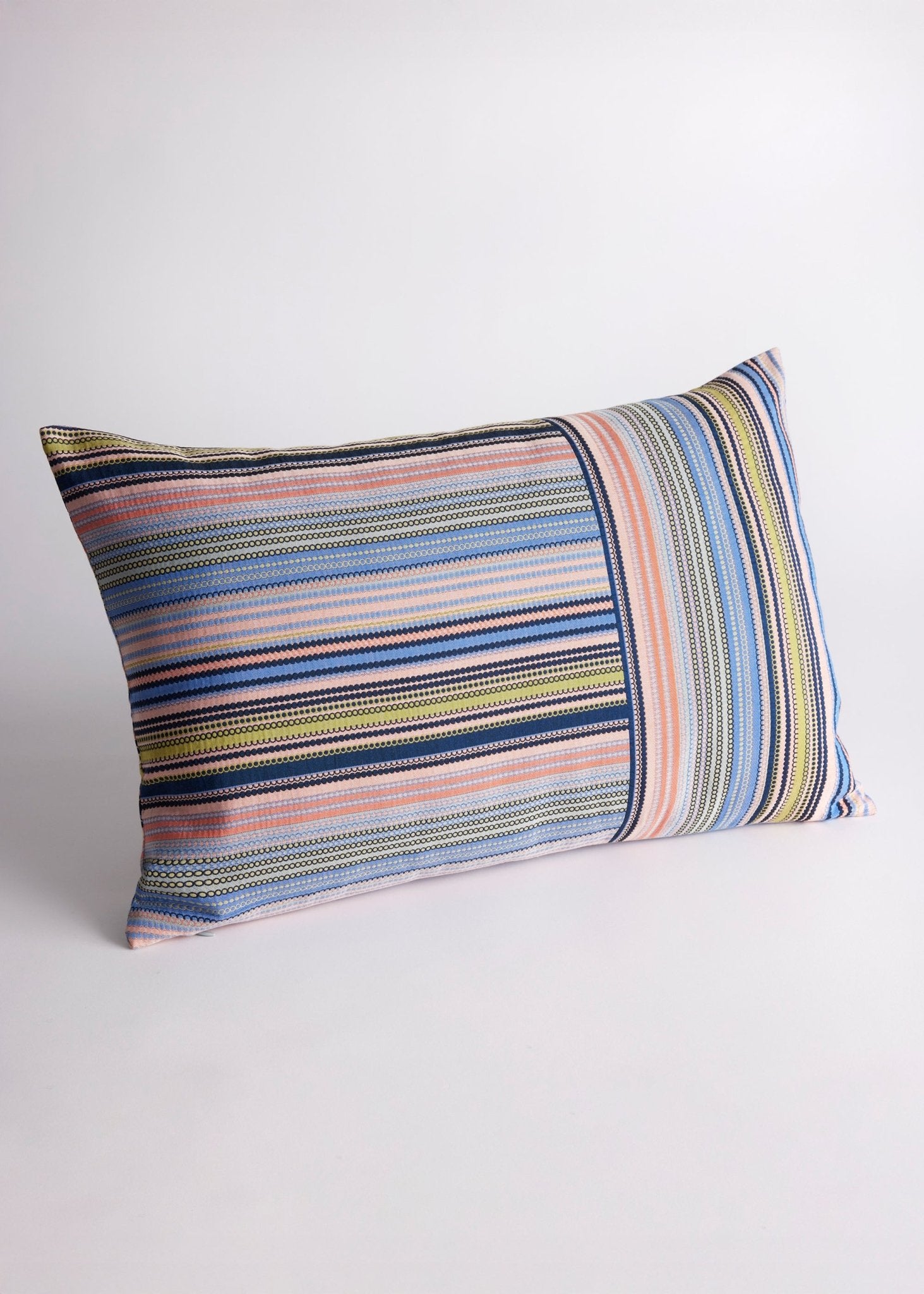 Gewebte Dekokissenhülle ELENA in edlem Jacquard aus Baumwoll - Mix - FOX'S - Fashion