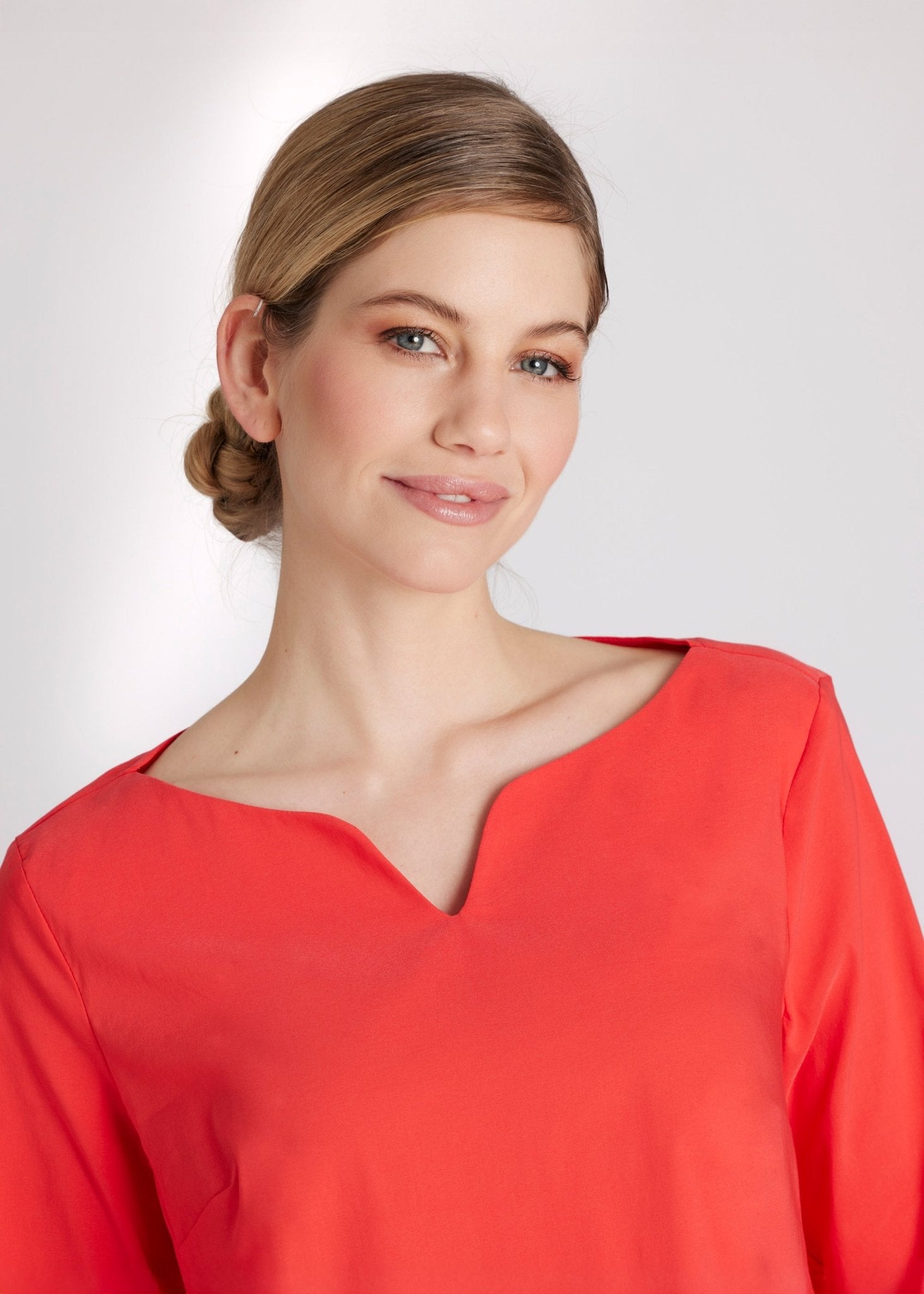 Kastige Bluse BUSHAKTY aus leichtem Baumwollmix mit Stretch - FOX'S - Fashion