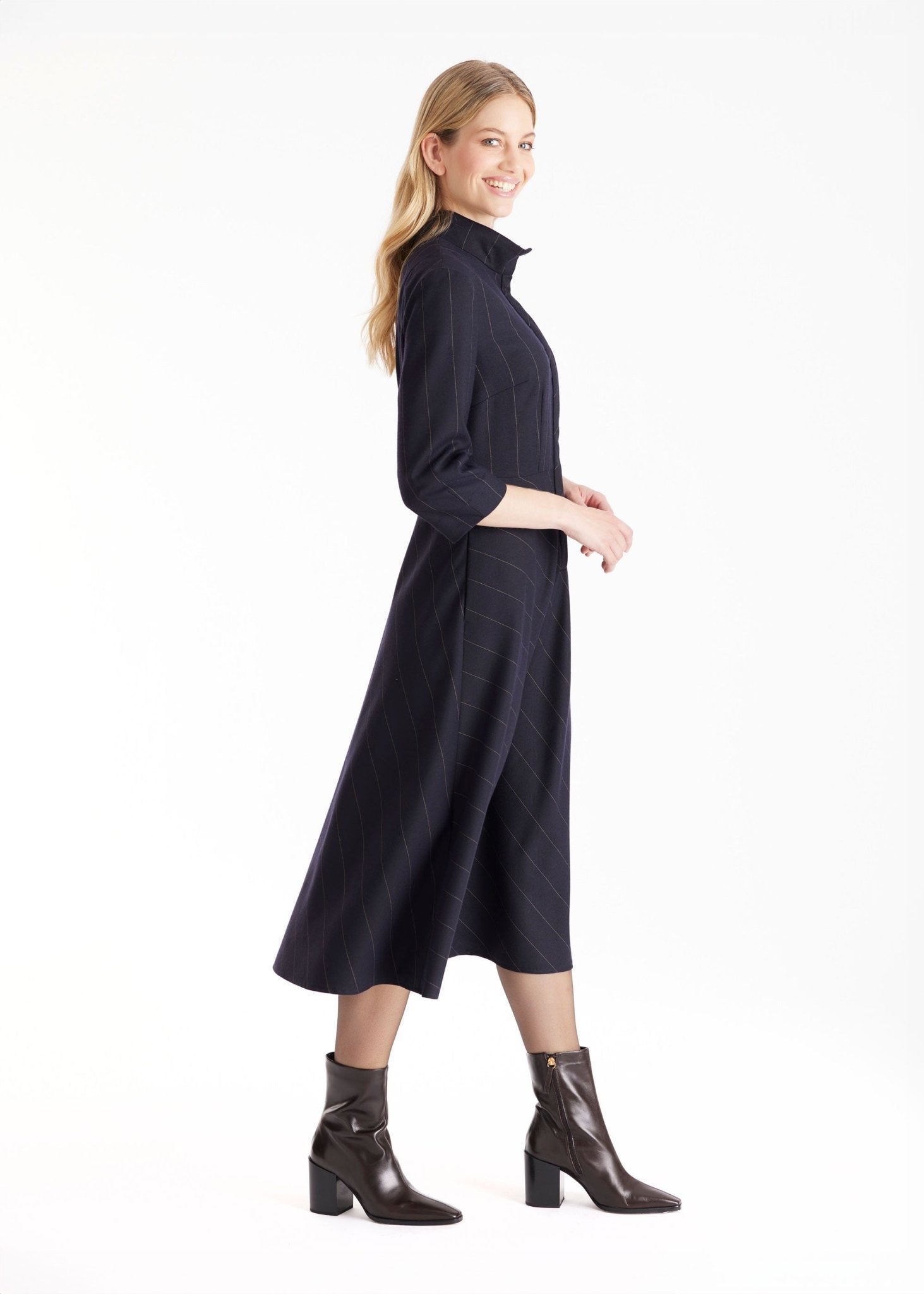 Kleid TESOKA in Midi - Länge mit Stehkragen - FOX'S - Fashion