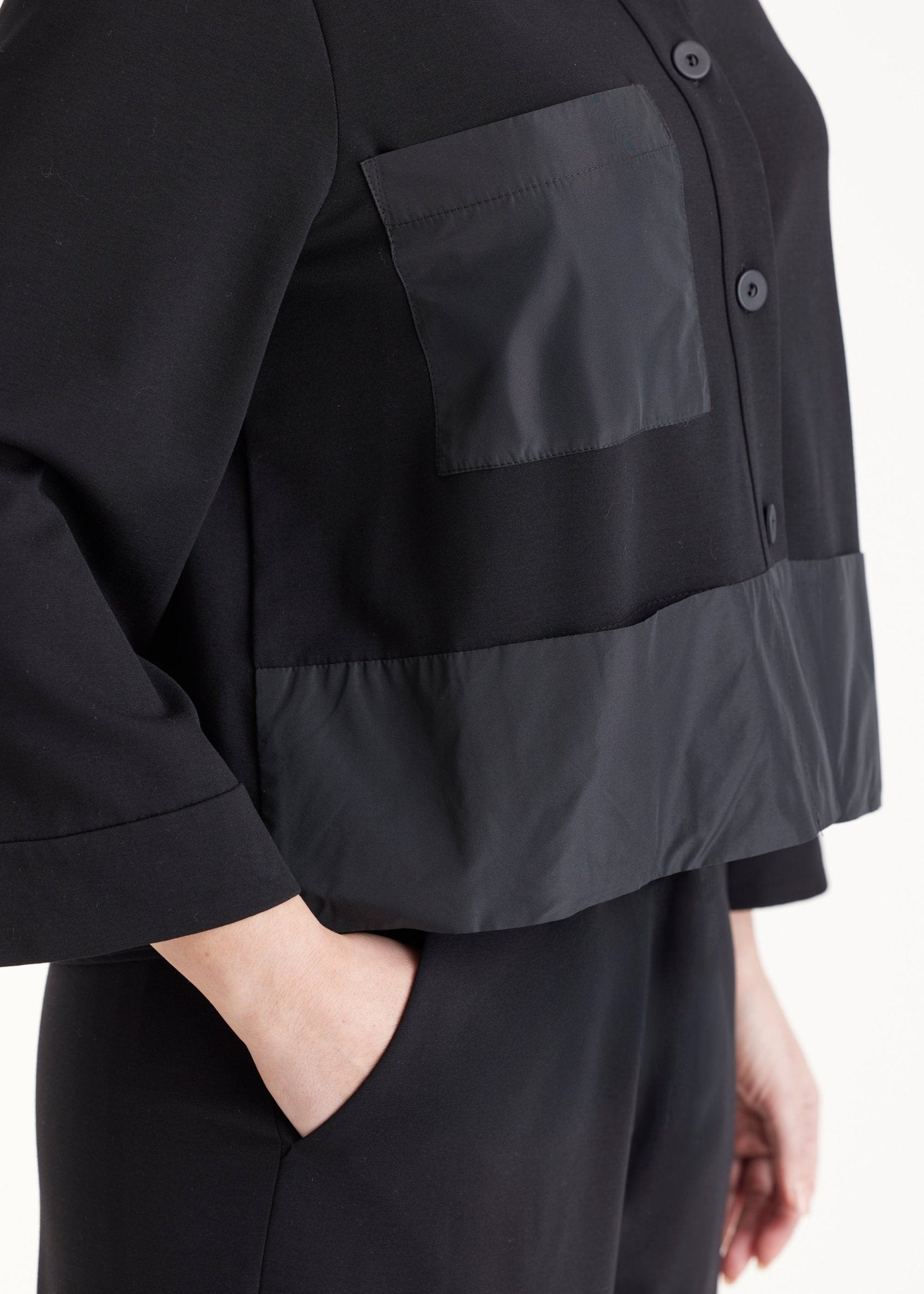 Kurze Blusenjacke GYAKI mit Hemdkragen - FOX'S - Fashion