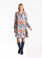 Kurzes Kleid DYRA aus Tencel mit V - Ausschnitt - FOX'S - Fashion