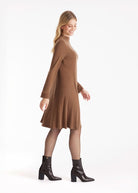 Kurzes Kleid MUDRESSE mit hohem Kragen - FOX'S - Fashion