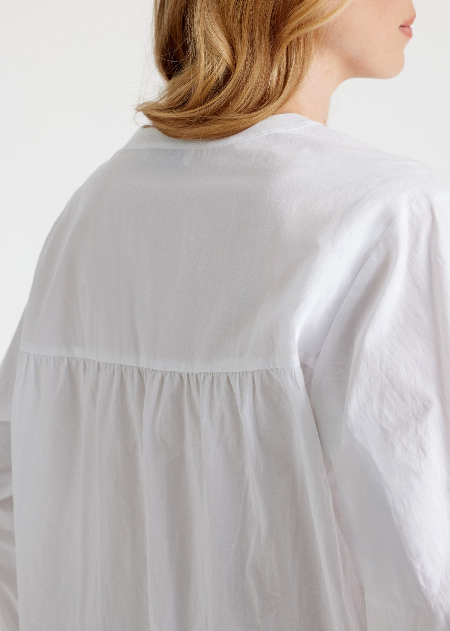 Legere Bluse BLOMBERGA aus 100 % Baumwolle - FOX'S - Fashion