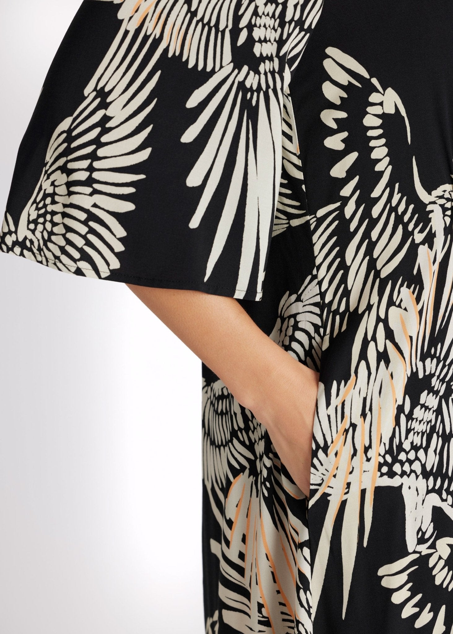 Legeres Midi - Kleid WYNADJA aus Viskose - FOX'S - Fashion