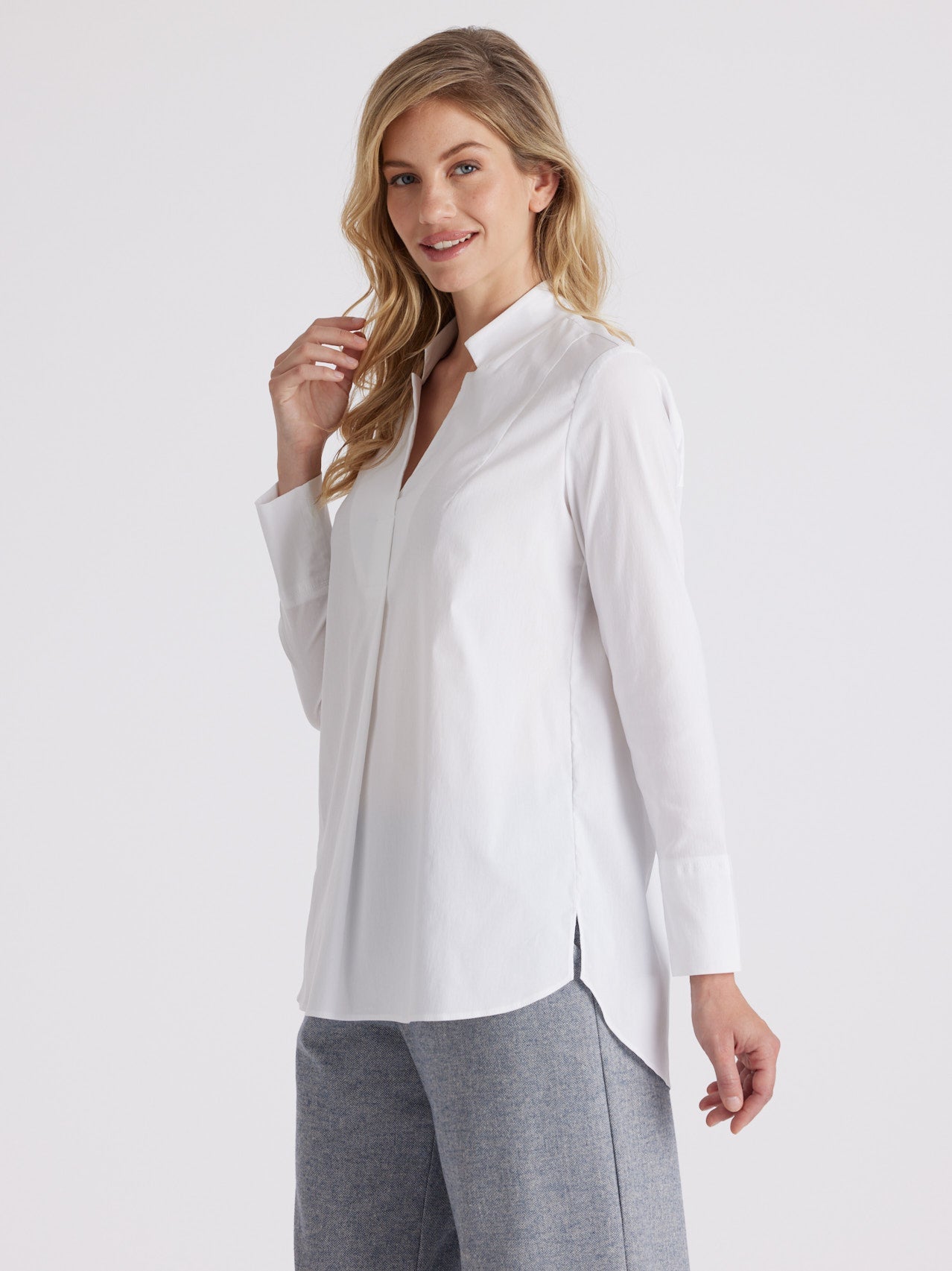 Longbluse BABLUE mit V - Ausschnitt und raffinierter Falte - FOX'S - Fashion