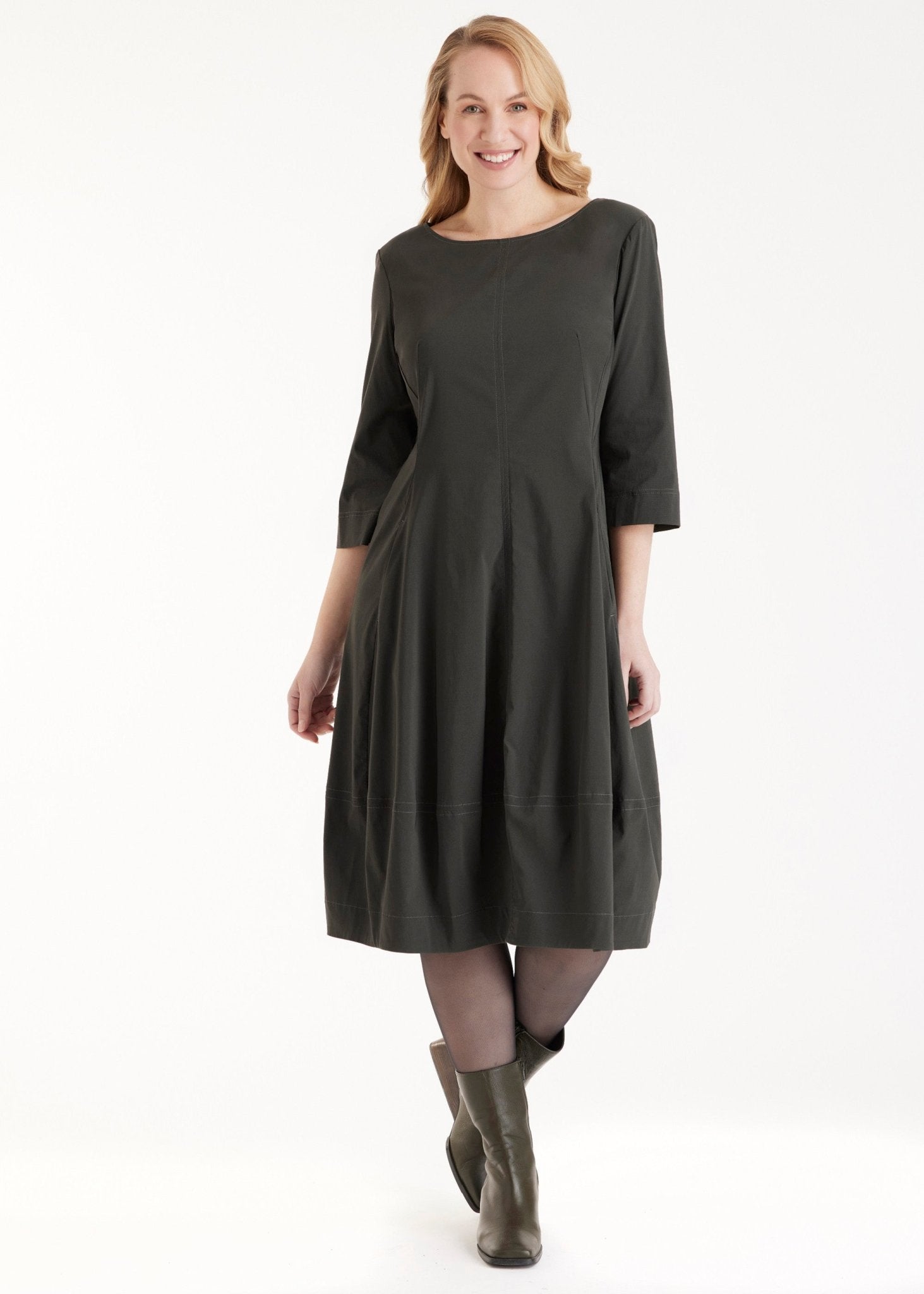 Midi - Kleid JAROBO aus Viskose - Stretch mit leichter O - Form - FOX'S - Fashion