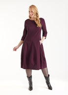 Midi - Kleid JAROBO mit Rundhals und leichter O - Form - FOX'S - Fashion