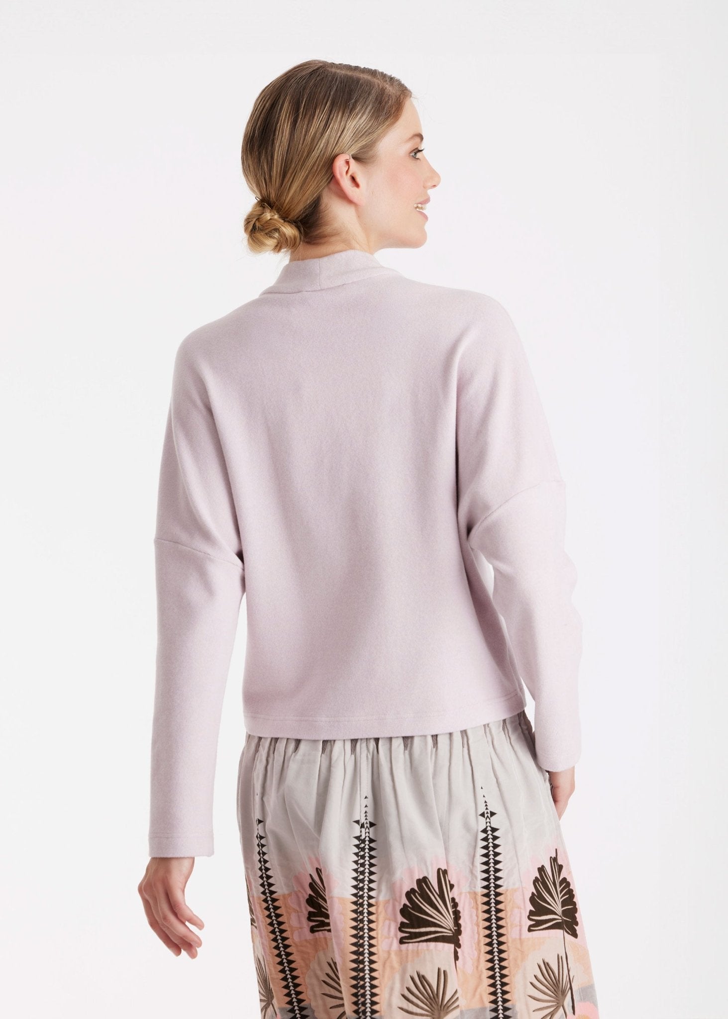 Pullover FEALIA mit V - Ausschnitt und überschnittenem Arm - FOX'S - Fashion