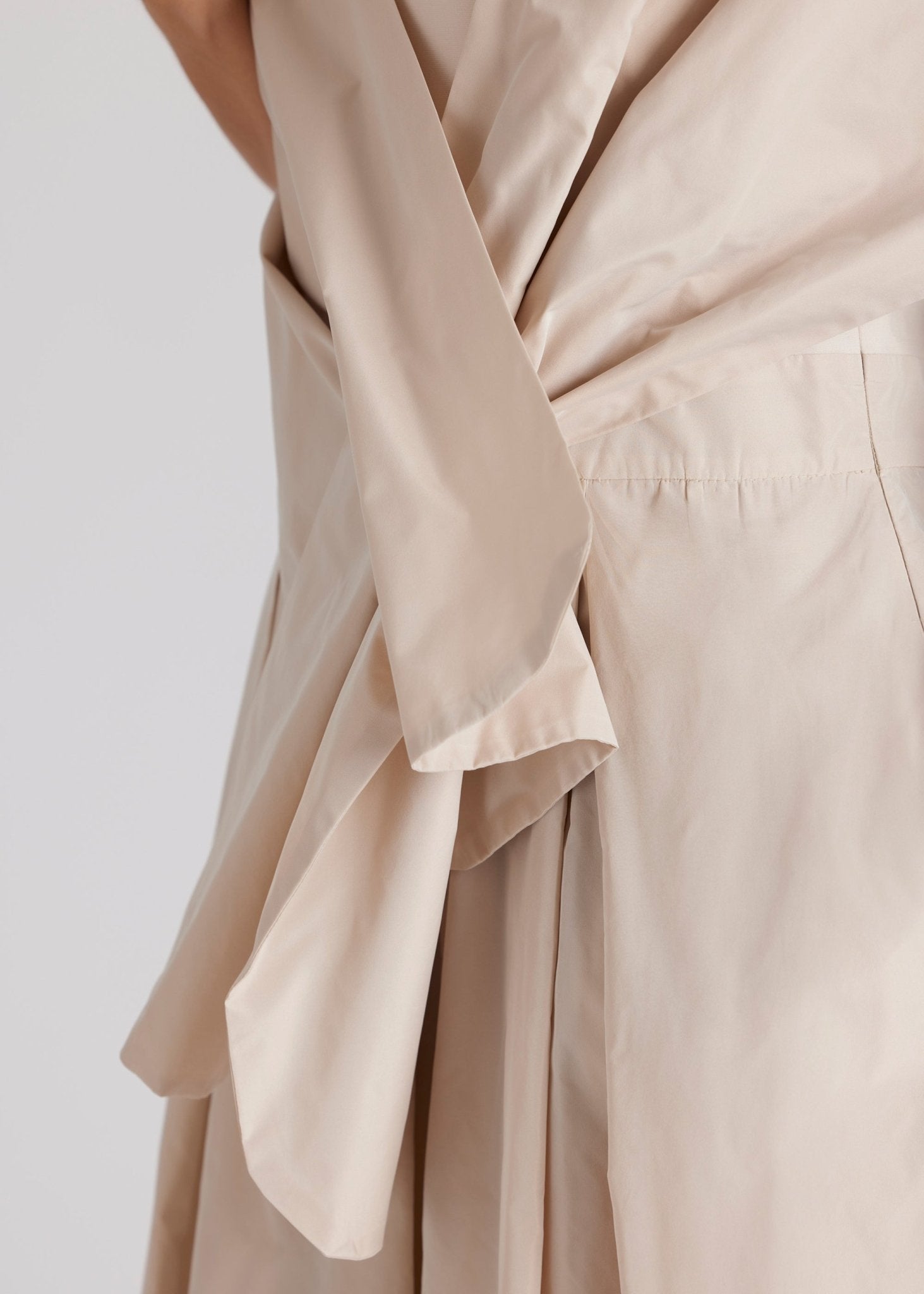 Rechteckige Stola STOLIA aus Taft mit Durchzugschlitz - FOX'S - Fashion