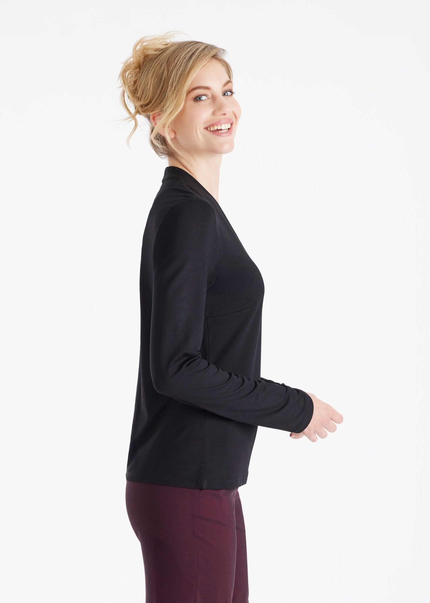 Shirt CYKA aus Viskose - Jersey mit V - Ausschnitt - FOX'S - Fashion