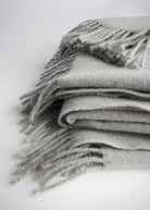 Weiche Decke LANA aus extrafeiner Schurwolle in Doubleface - Machart - FOX'S - Fashion