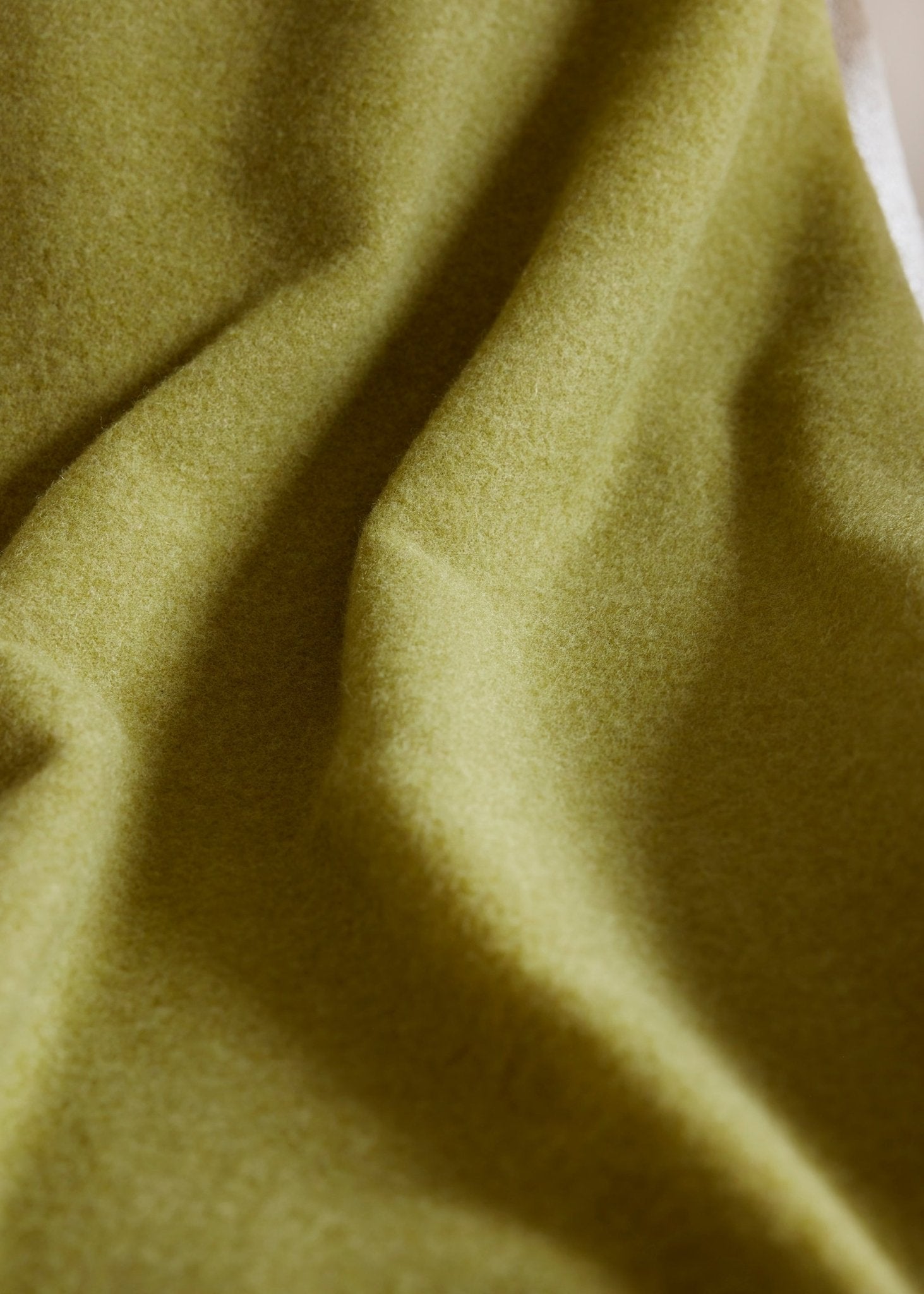 Weiche Decke LANA aus extrafeiner Schurwolle in Doubleface - Machart - FOX'S - Fashion