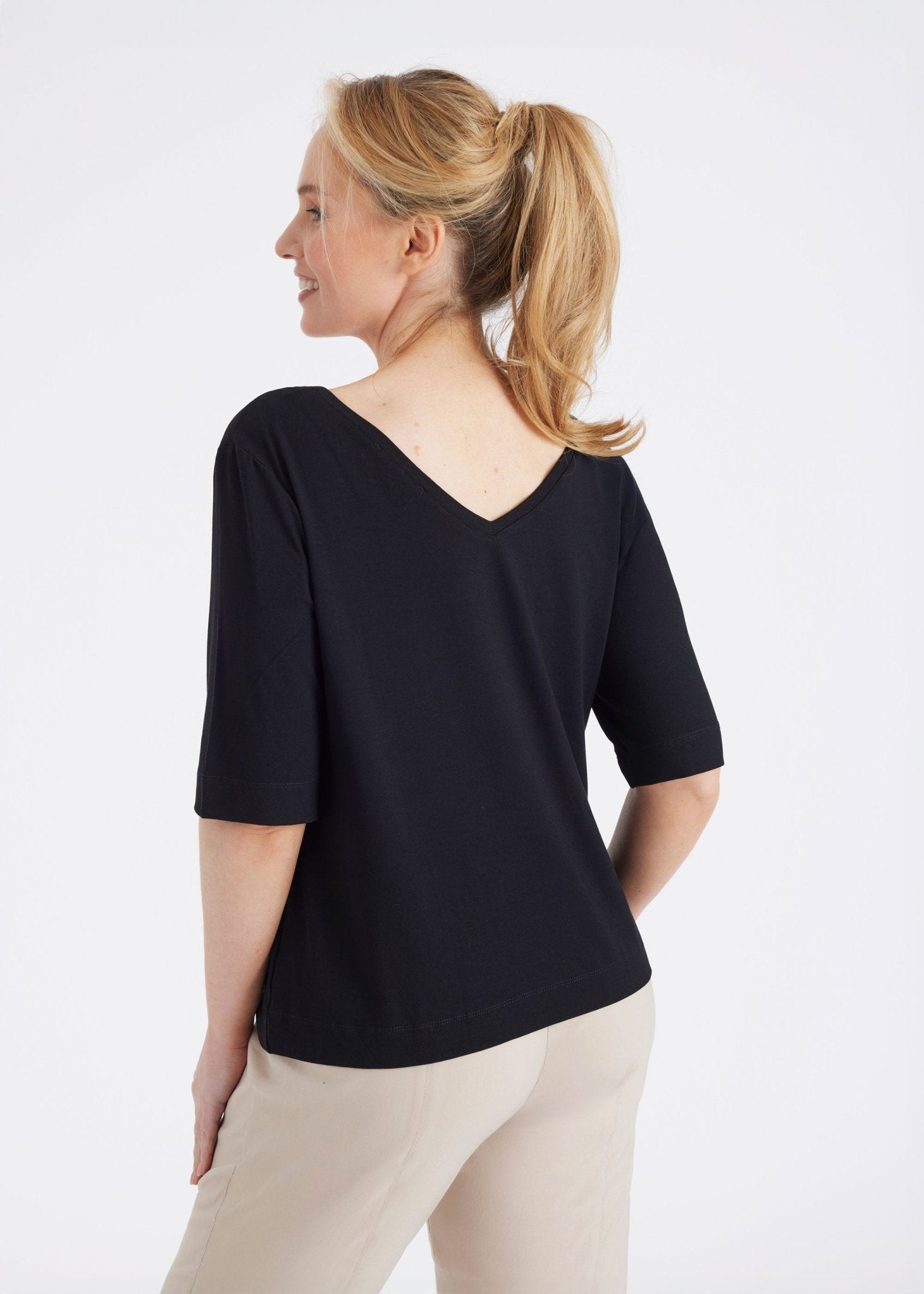Wendeshirt CIONITU aus Jersey mit Rundhals oder V - Ausschnitt - FOX'S - Fashion