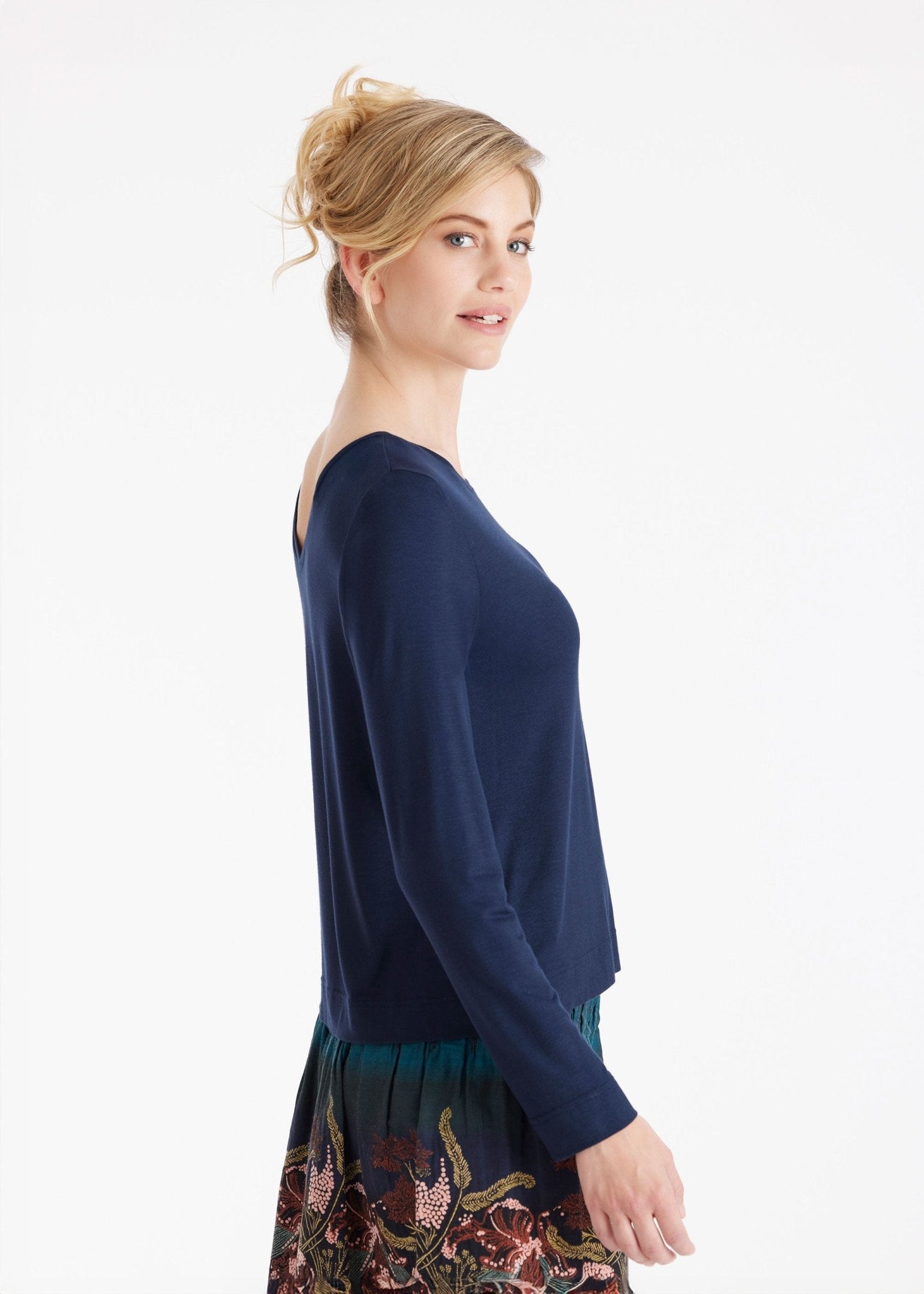 Langarm Shirt CLIVONITA mit Rundhals und V-Ausschnitt in Blau