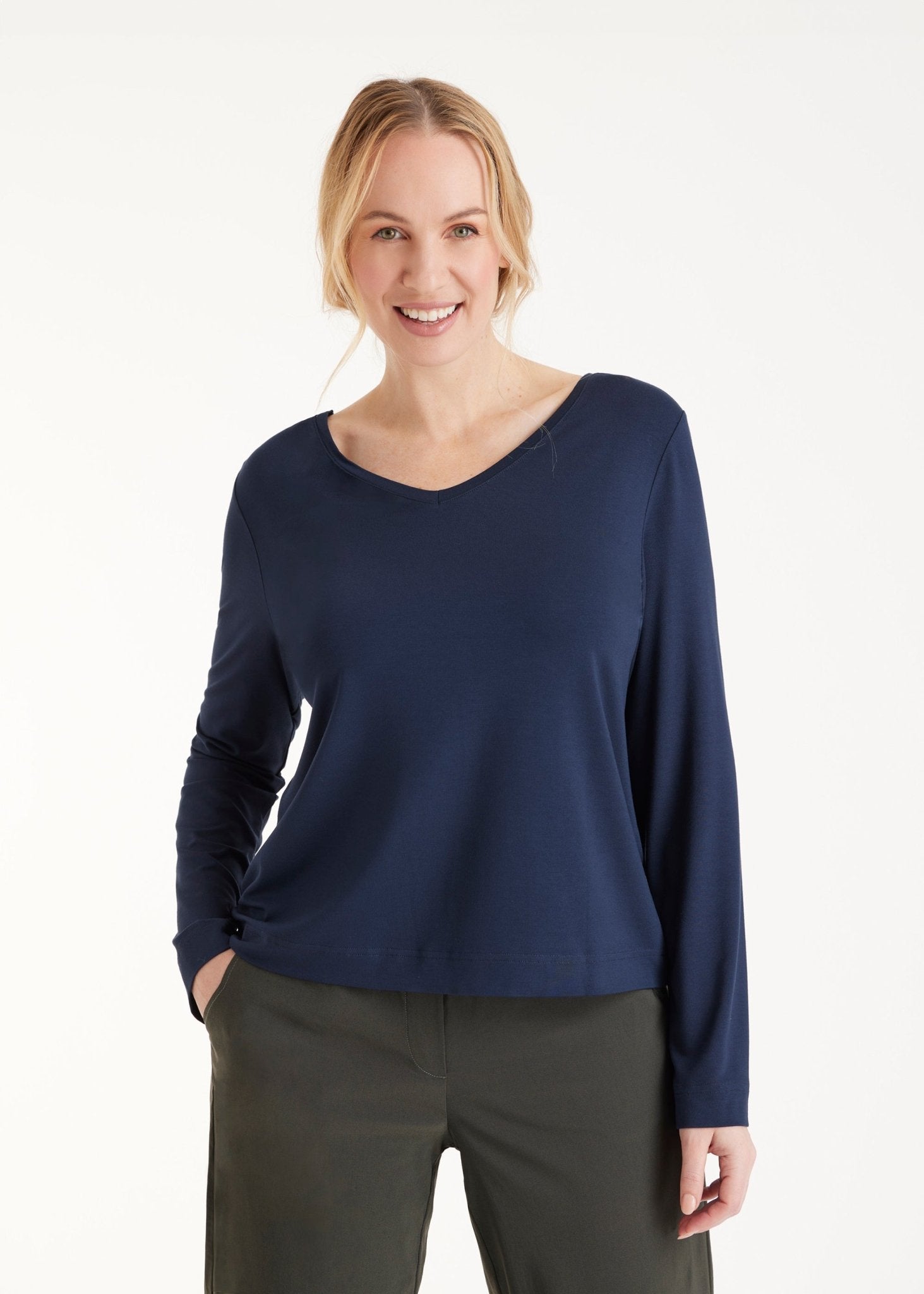 Wendeshirt CLIVONITA aus Viskose mit Rundhals oder V - Ausschnitt - FOX'S - Fashion